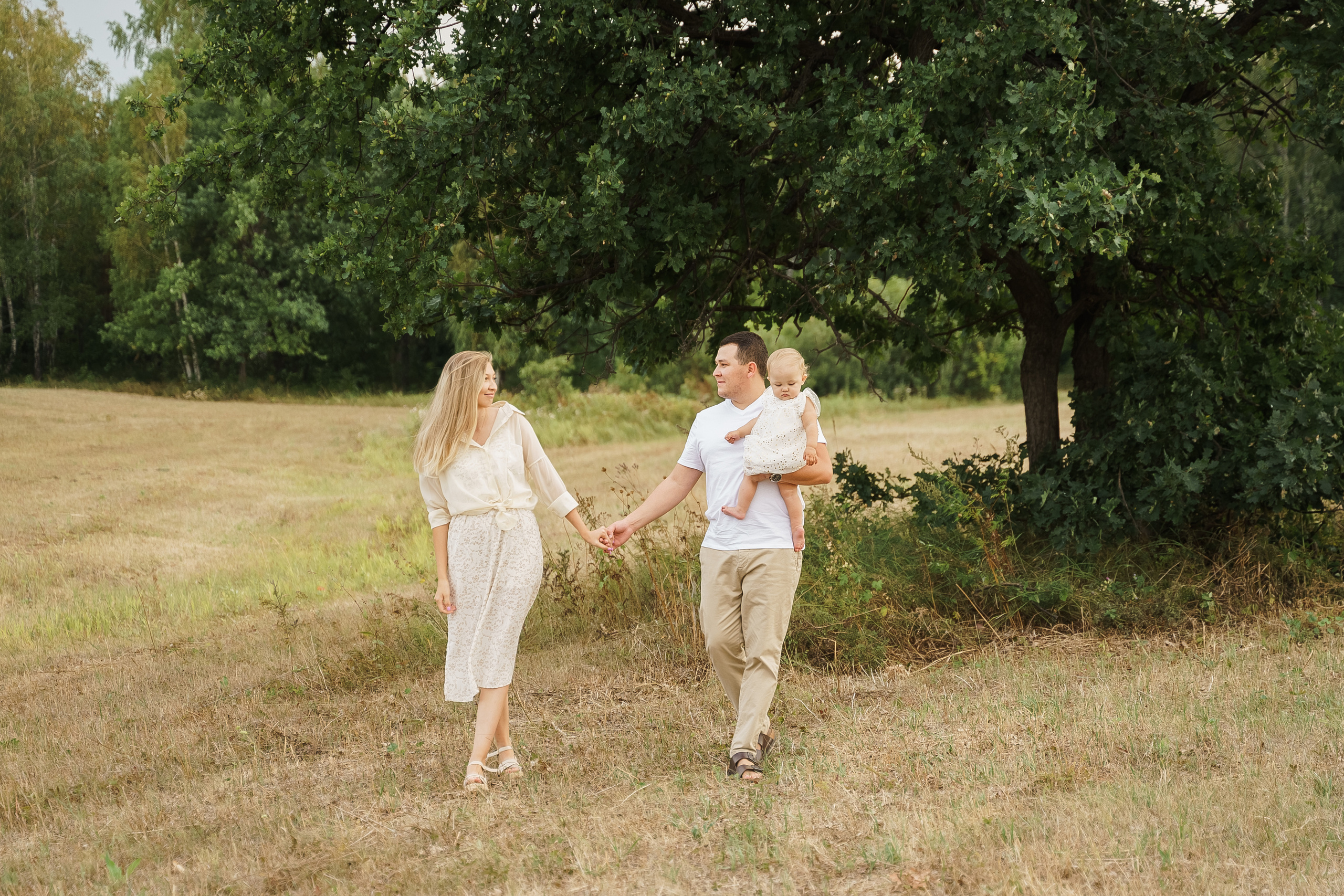 Алина, Динар и Амелька. Свадебный семейный фотограф Ксения Божко Уфа Раевка никах в Нарыстау