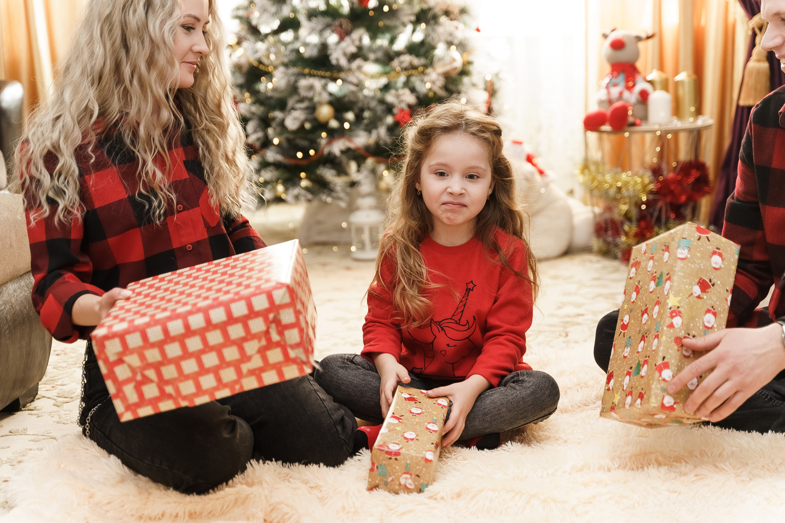 Алина, Алик и Малика — Новый год дома. Свадебный семейный фотограф Ксения Божко Уфа Раевка никах в Нарыстау