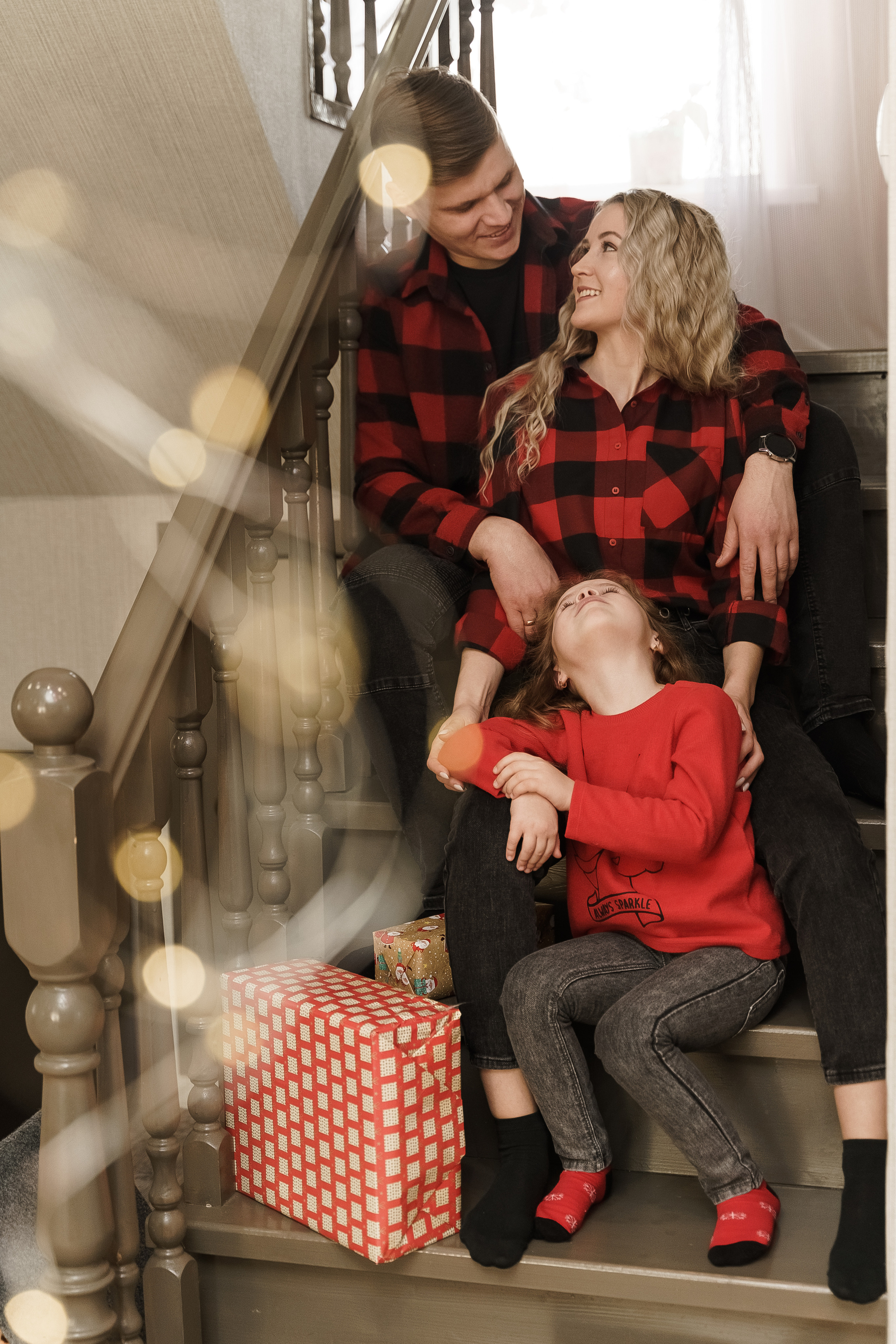 Алина, Алик и Малика — Новый год дома. Свадебный семейный фотограф Ксения Божко Уфа Раевка никах в Нарыстау