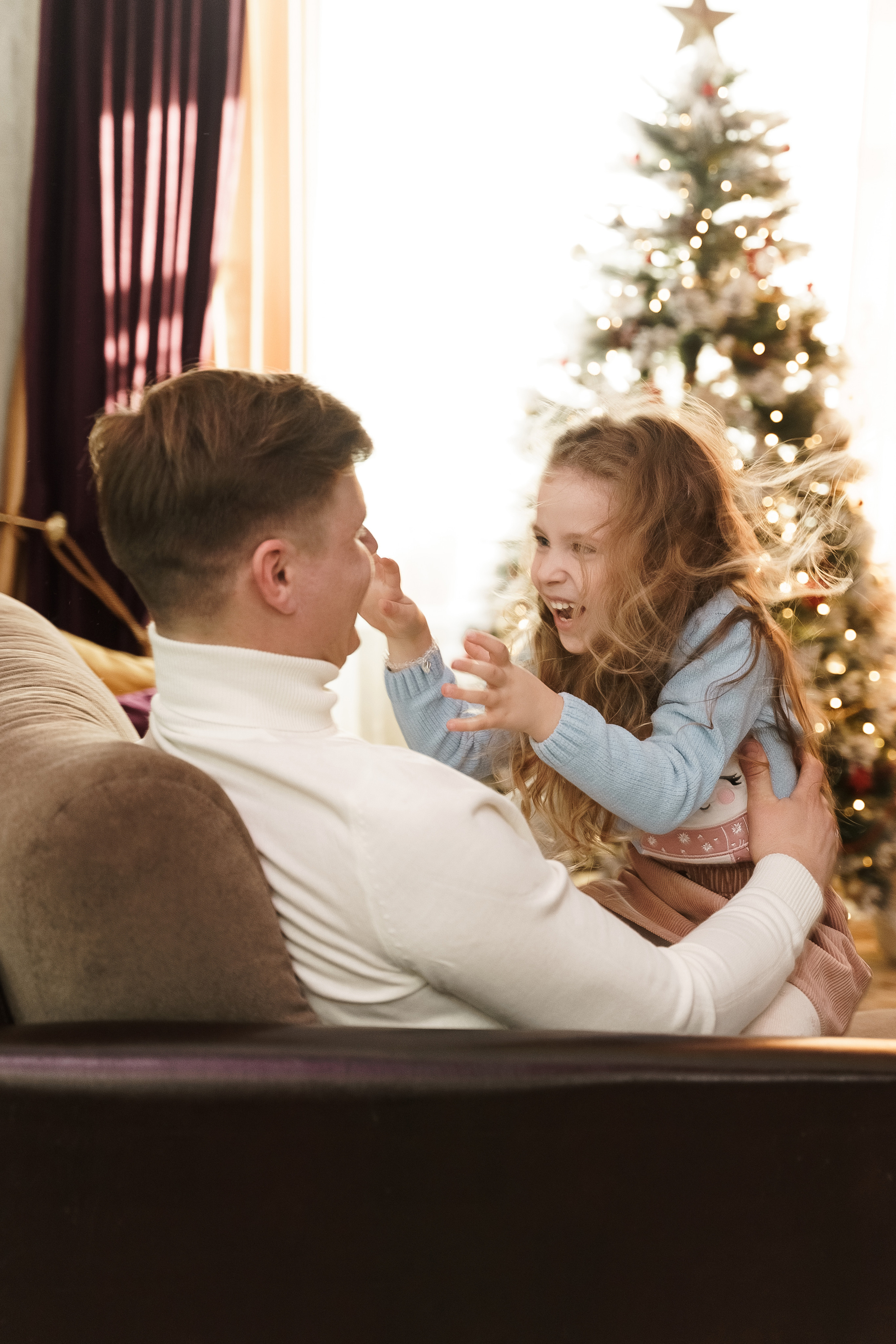 Алина, Алик и Малика — Новый год дома. Свадебный семейный фотограф Ксения Божко Уфа Раевка никах в Нарыстау