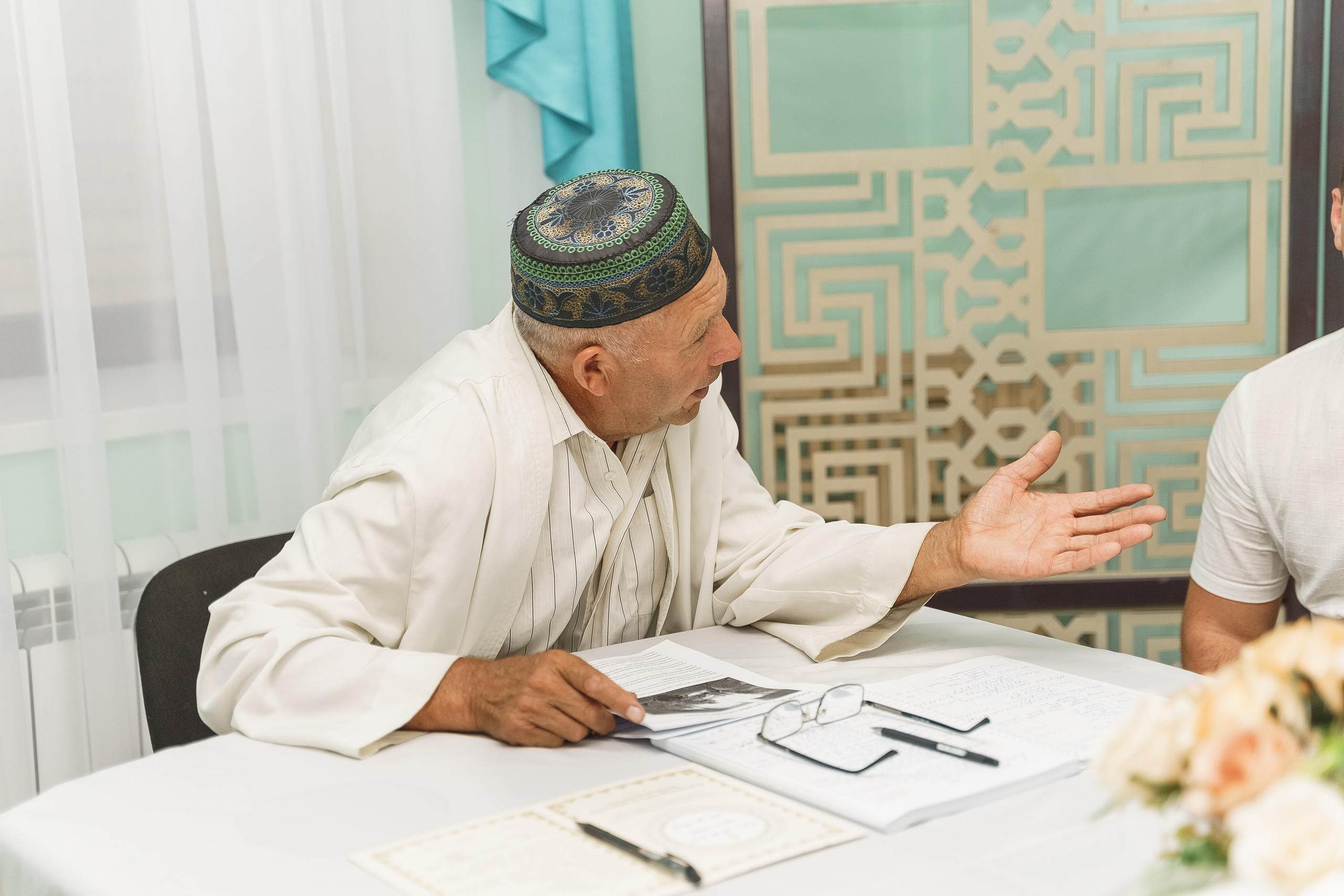 Венер и Линара, Соборная мечеть им. Хусаин-Бека. Свадебный семейный фотограф Ксения Божко Уфа Раевка никах в Нарыстау