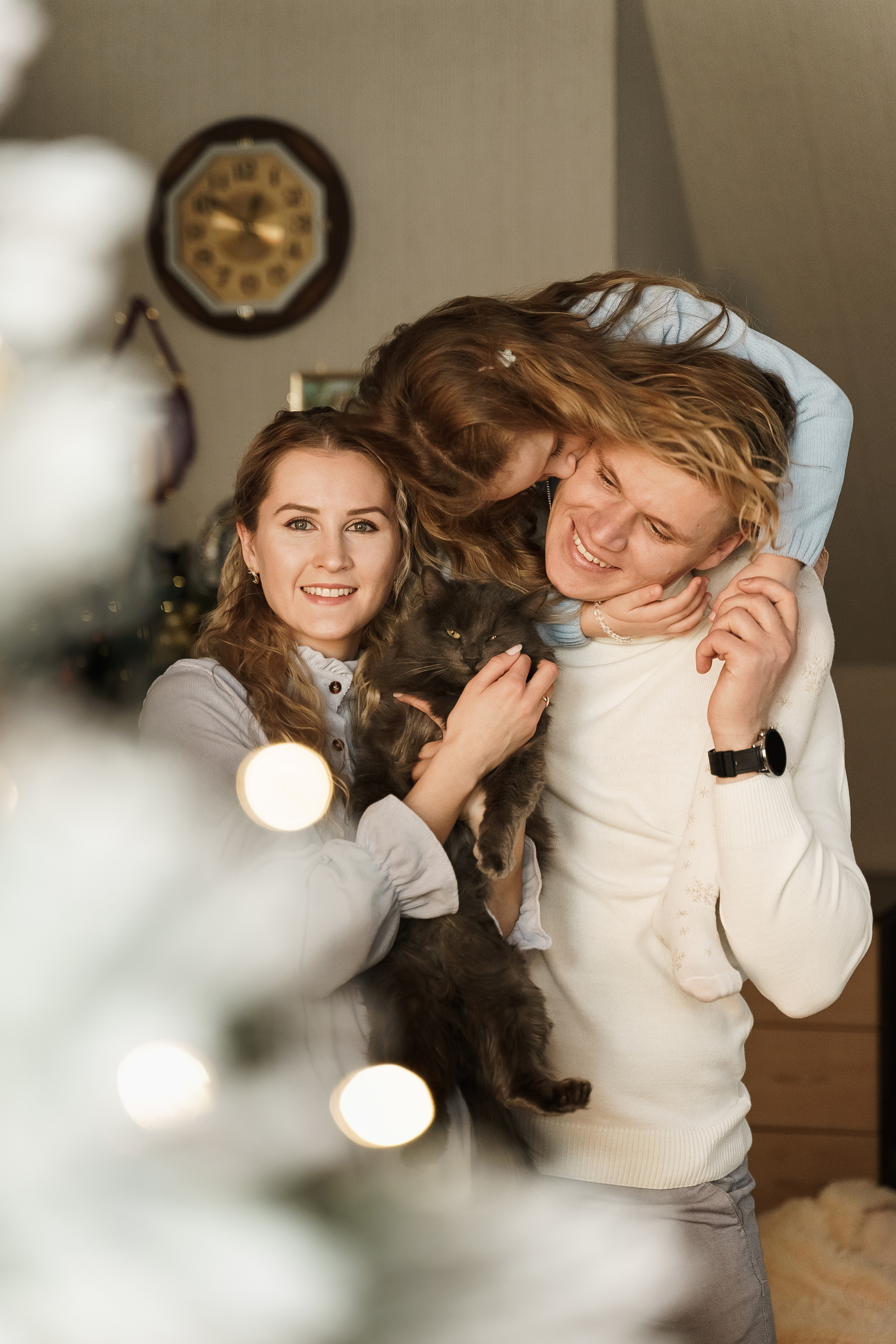 Алина, Алик и Малика — Новый год дома. Свадебный семейный фотограф Ксения Божко Уфа Раевка никах в Нарыстау