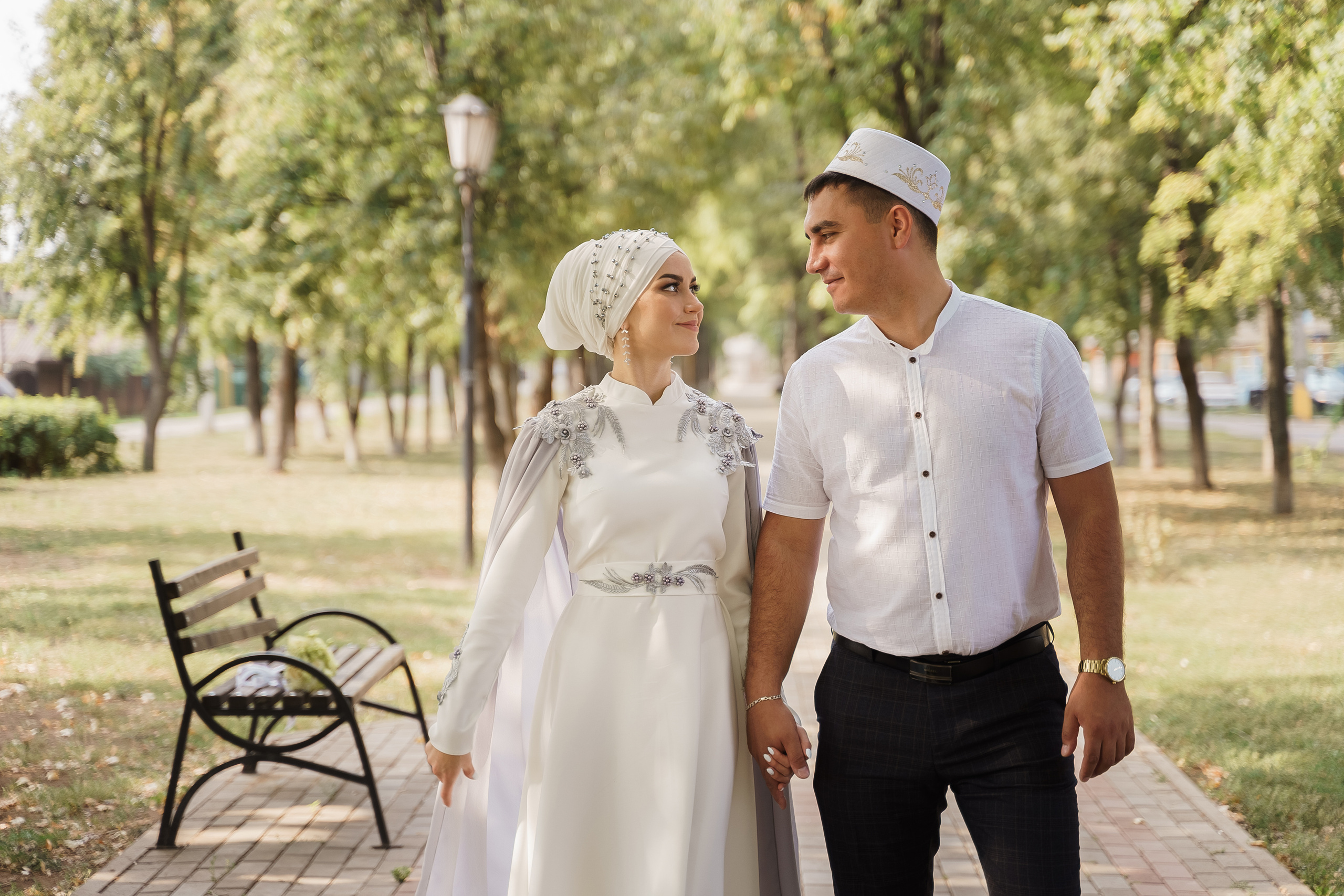 Венер и Линара, Соборная мечеть им. Хусаин-Бека. Свадебный семейный фотограф Ксения Божко Уфа Раевка никах в Нарыстау