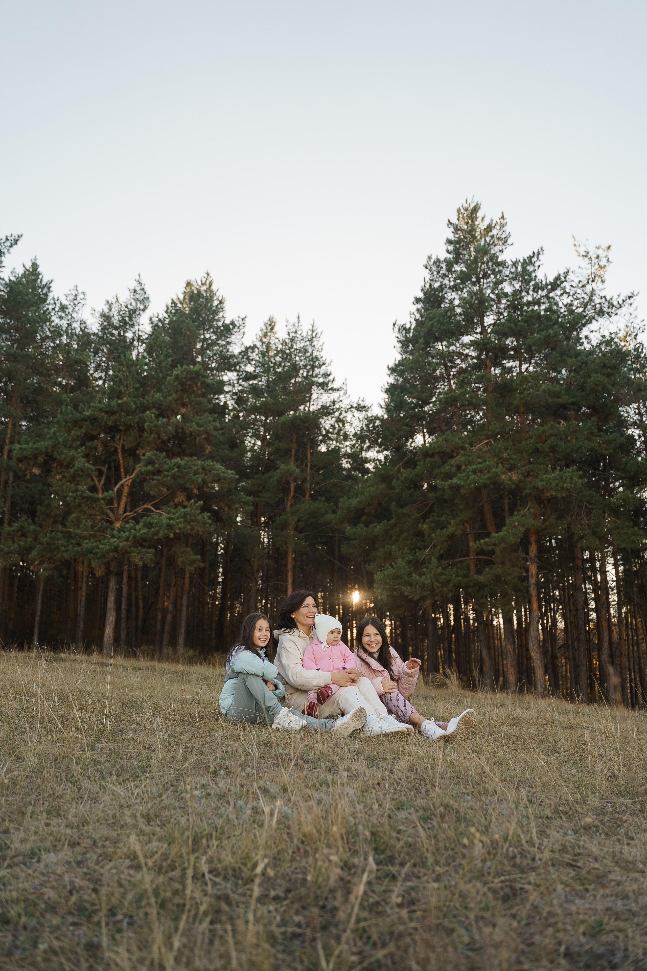 Лилия с дочками. Свадебный семейный фотограф Ксения Божко Уфа Раевка никах в Нарыстау