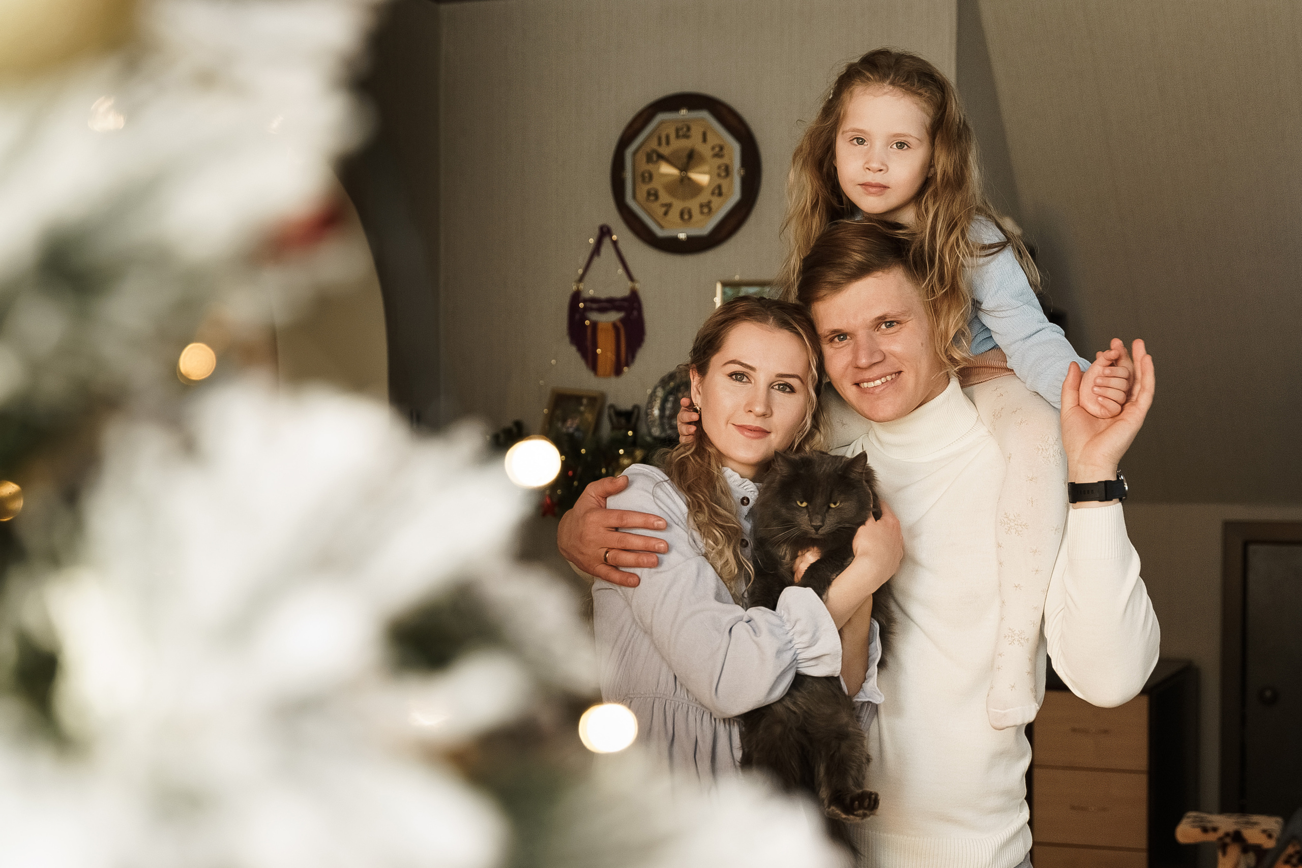 Алина, Алик и Малика — Новый год дома. Свадебный семейный фотограф Ксения Божко Уфа Раевка никах в Нарыстау