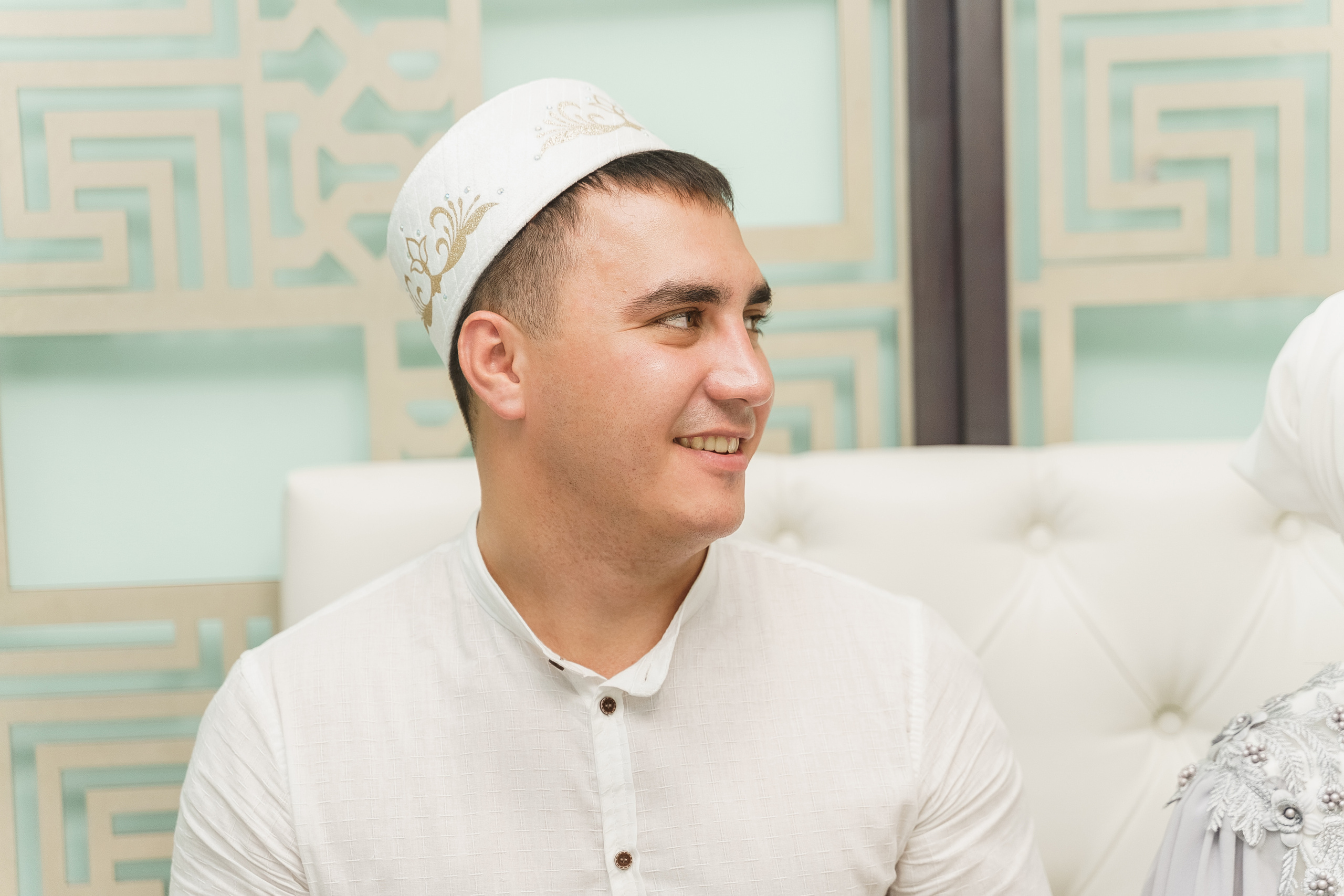 Венер и Линара, Соборная мечеть им. Хусаин-Бека. Свадебный семейный фотограф Ксения Божко Уфа Раевка никах в Нарыстау