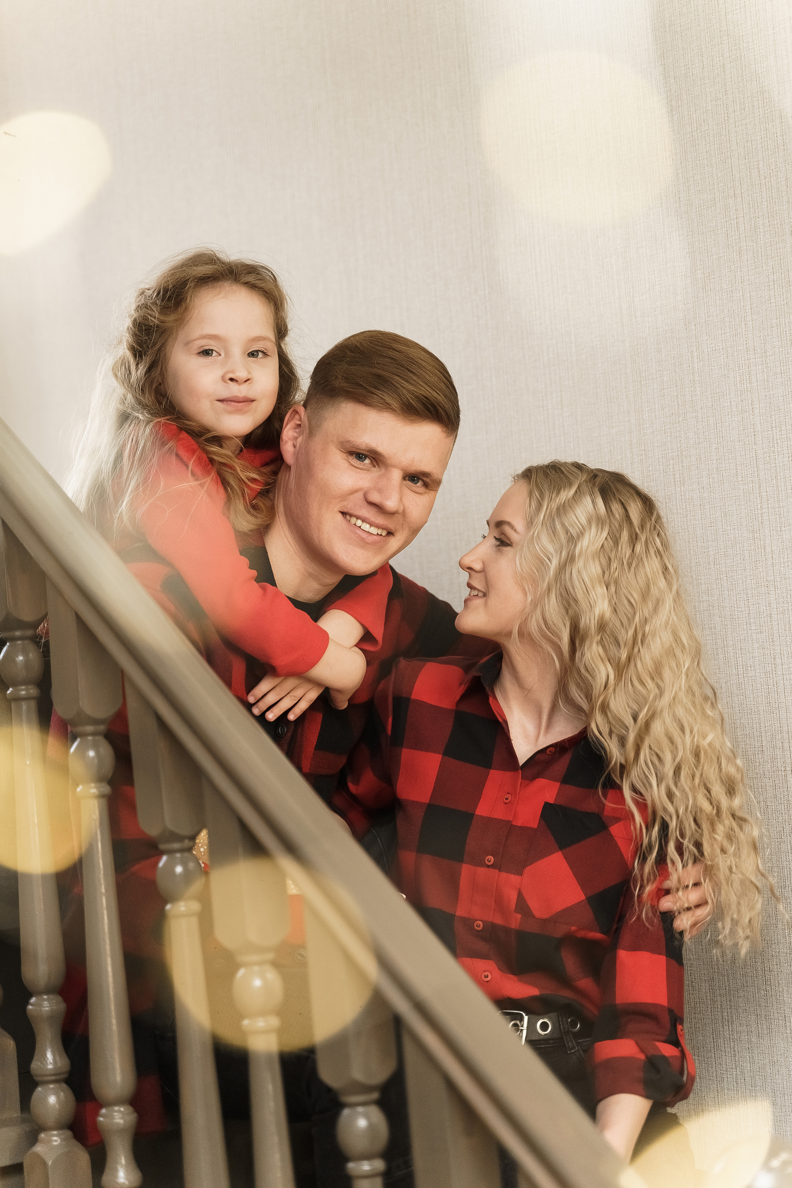 Алина, Алик и Малика — Новый год дома. Свадебный семейный фотограф Ксения Божко Уфа Раевка никах в Нарыстау