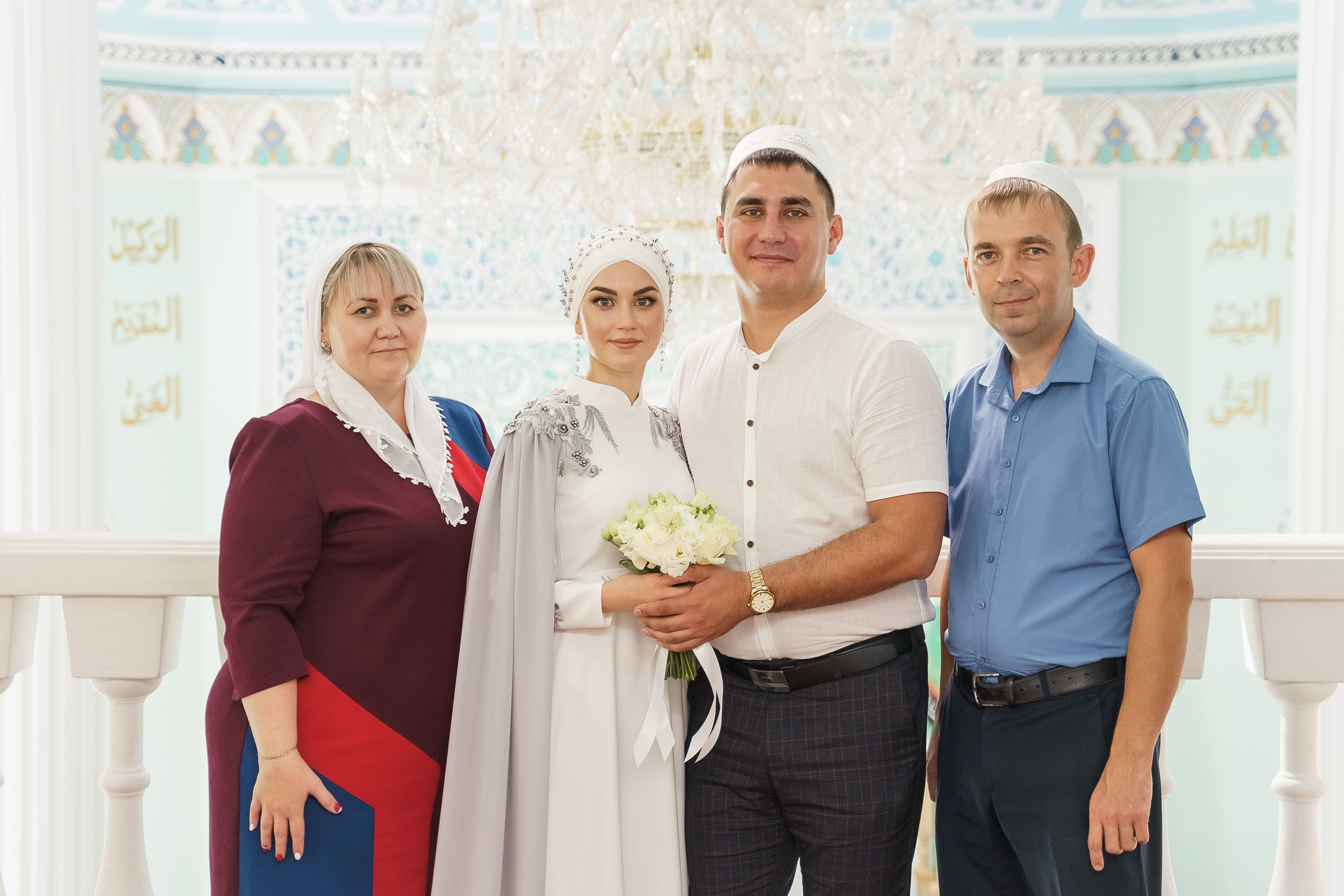 Венер и Линара, Соборная мечеть им. Хусаин-Бека. Свадебный семейный фотограф Ксения Божко Уфа Раевка никах в Нарыстау