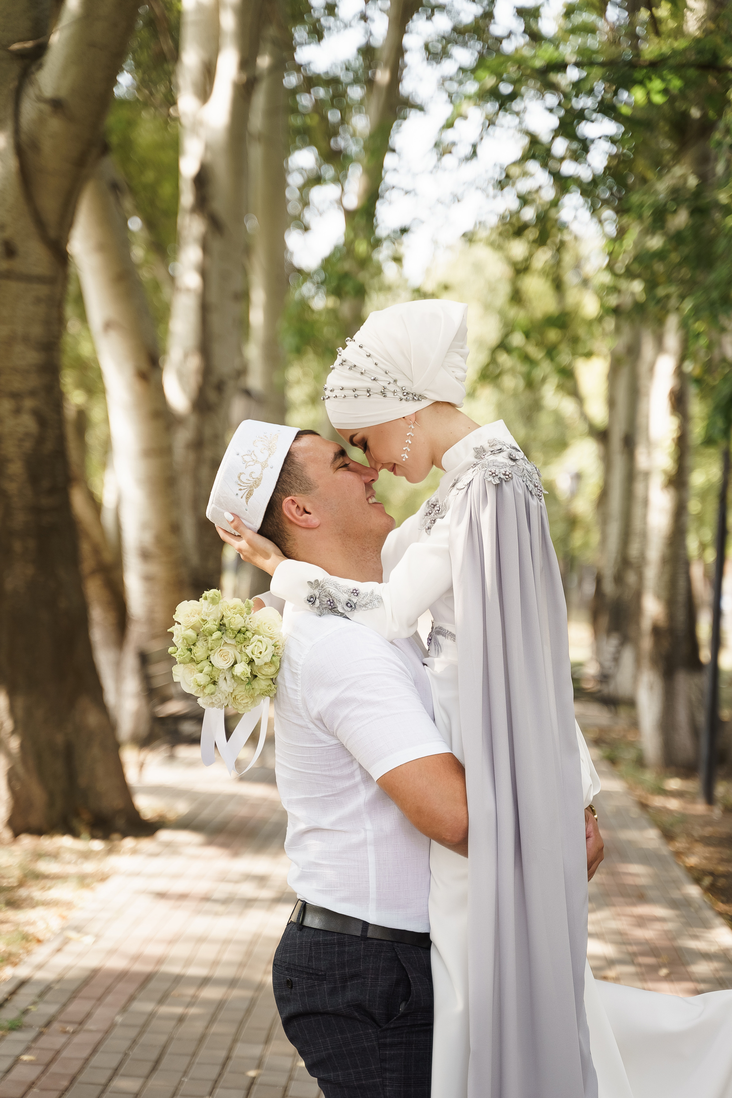Венер и Линара, Соборная мечеть им. Хусаин-Бека. Свадебный семейный фотограф Ксения Божко Уфа Раевка никах в Нарыстау