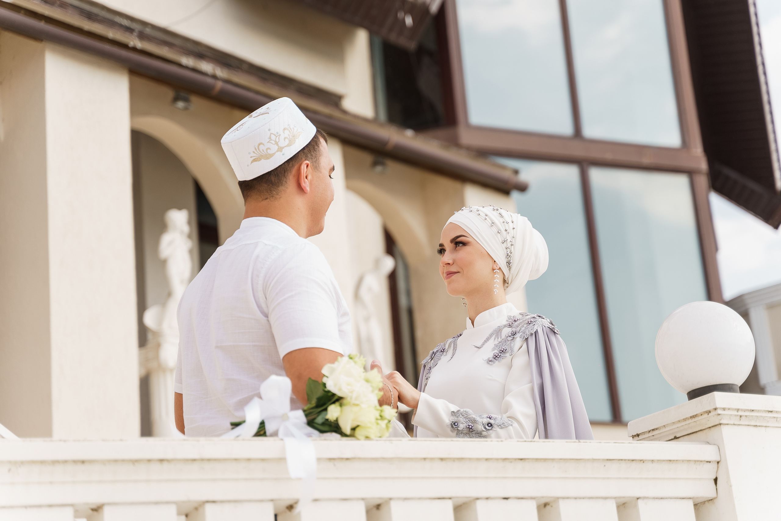 Венер и Линара, Соборная мечеть им. Хусаин-Бека. Свадебный семейный фотограф Ксения Божко Уфа Раевка никах в Нарыстау