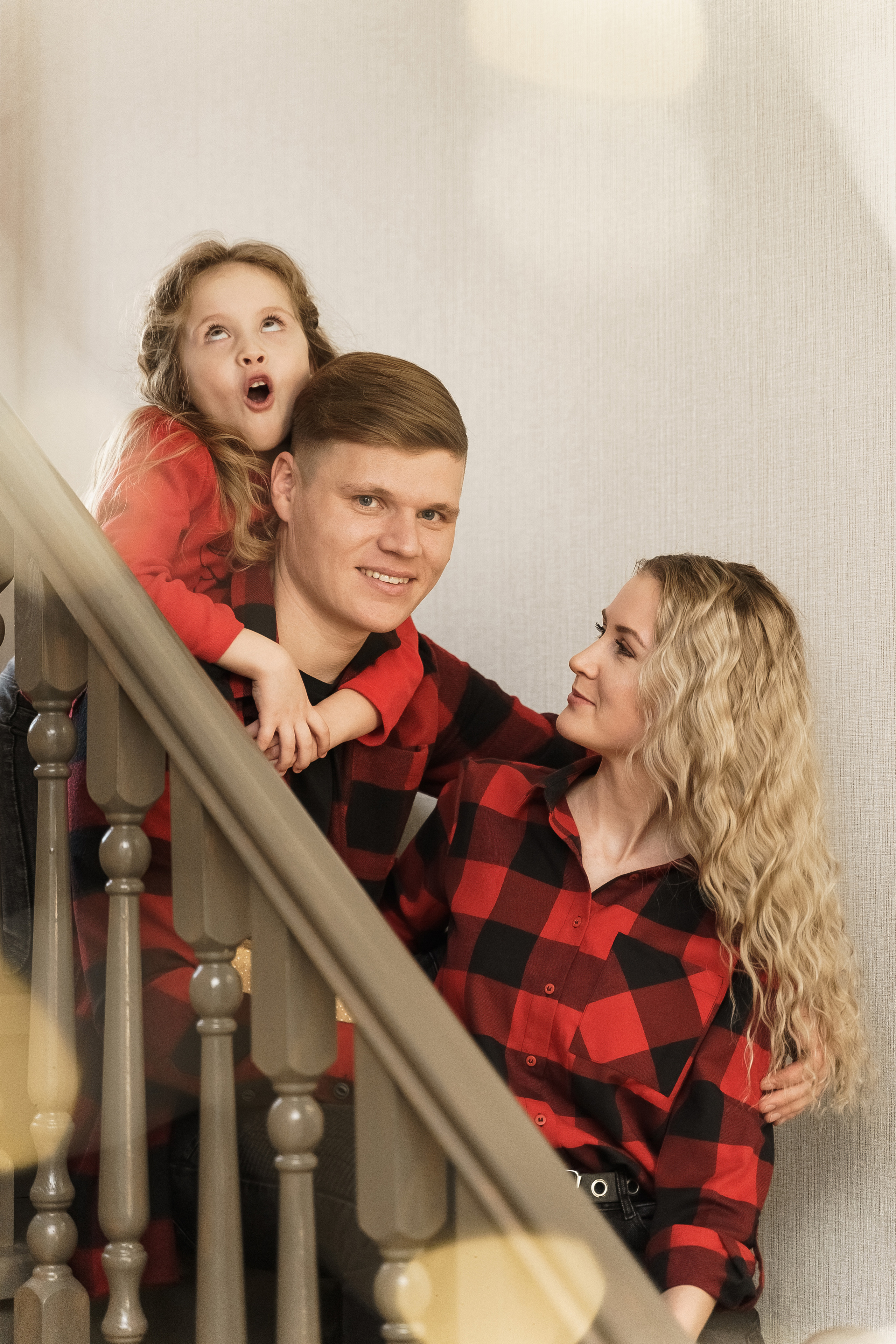 Алина, Алик и Малика — Новый год дома. Свадебный семейный фотограф Ксения Божко Уфа Раевка никах в Нарыстау