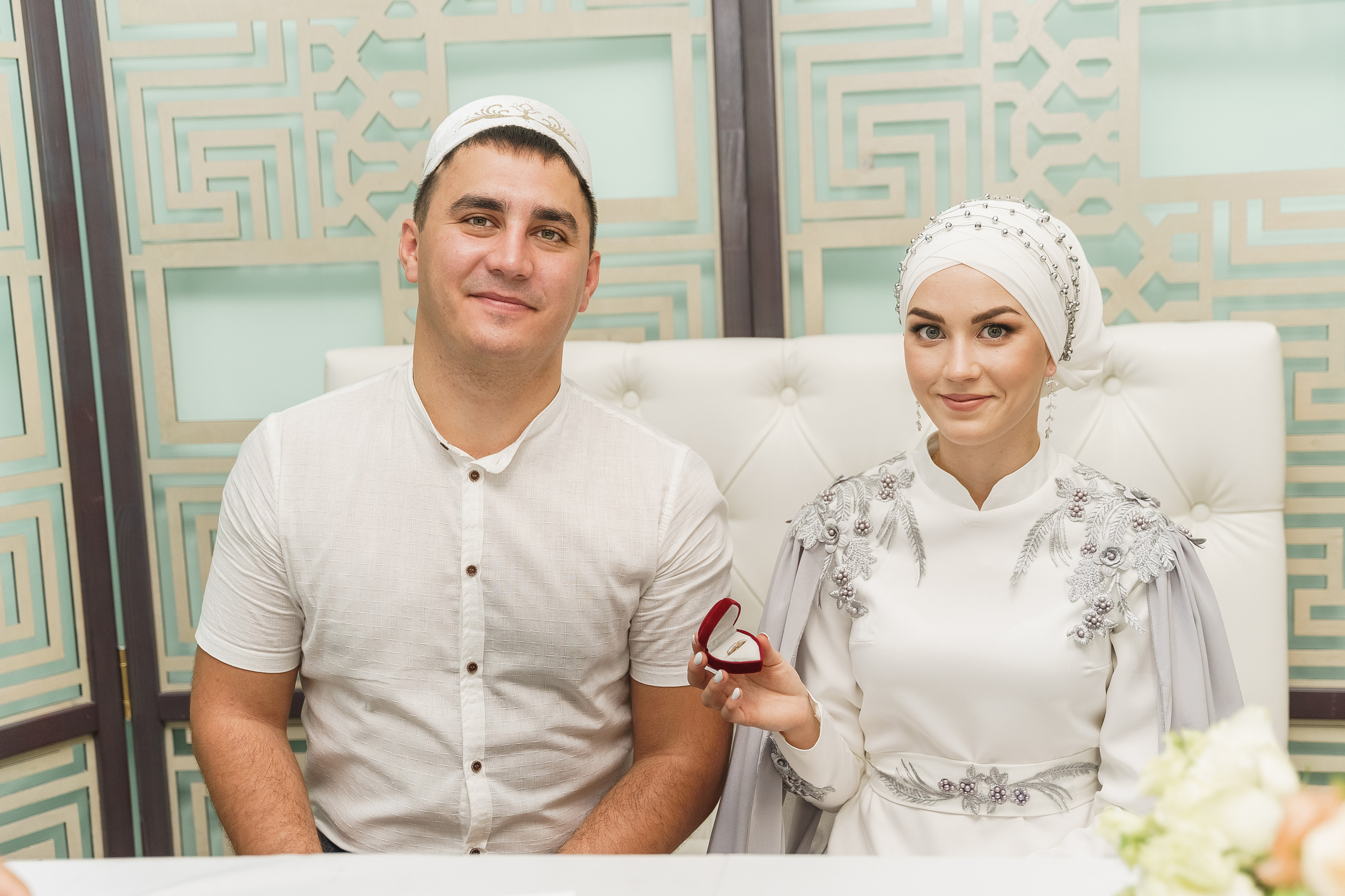 Венер и Линара, Соборная мечеть им. Хусаин-Бека. Свадебный семейный фотограф Ксения Божко Уфа Раевка никах в Нарыстау