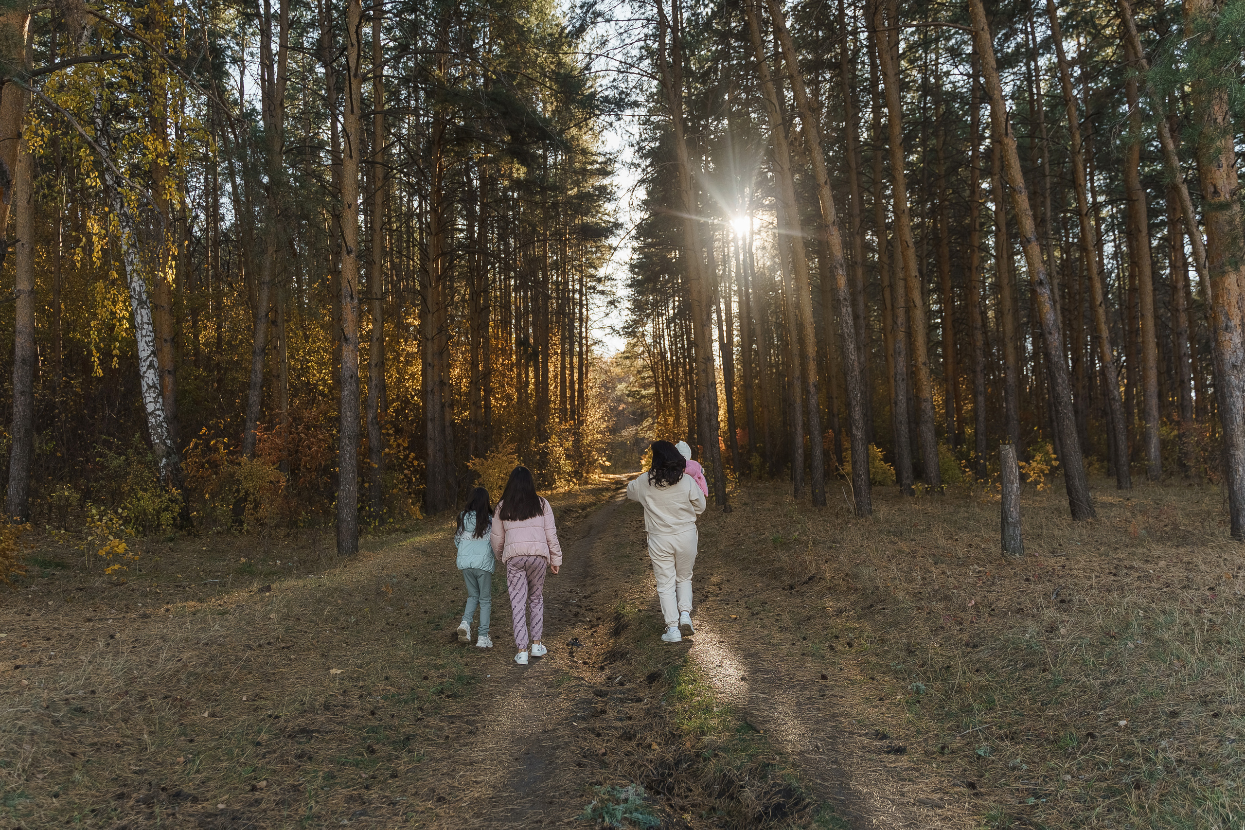 Лилия с дочками. Свадебный семейный фотограф Ксения Божко Уфа Раевка никах в Нарыстау