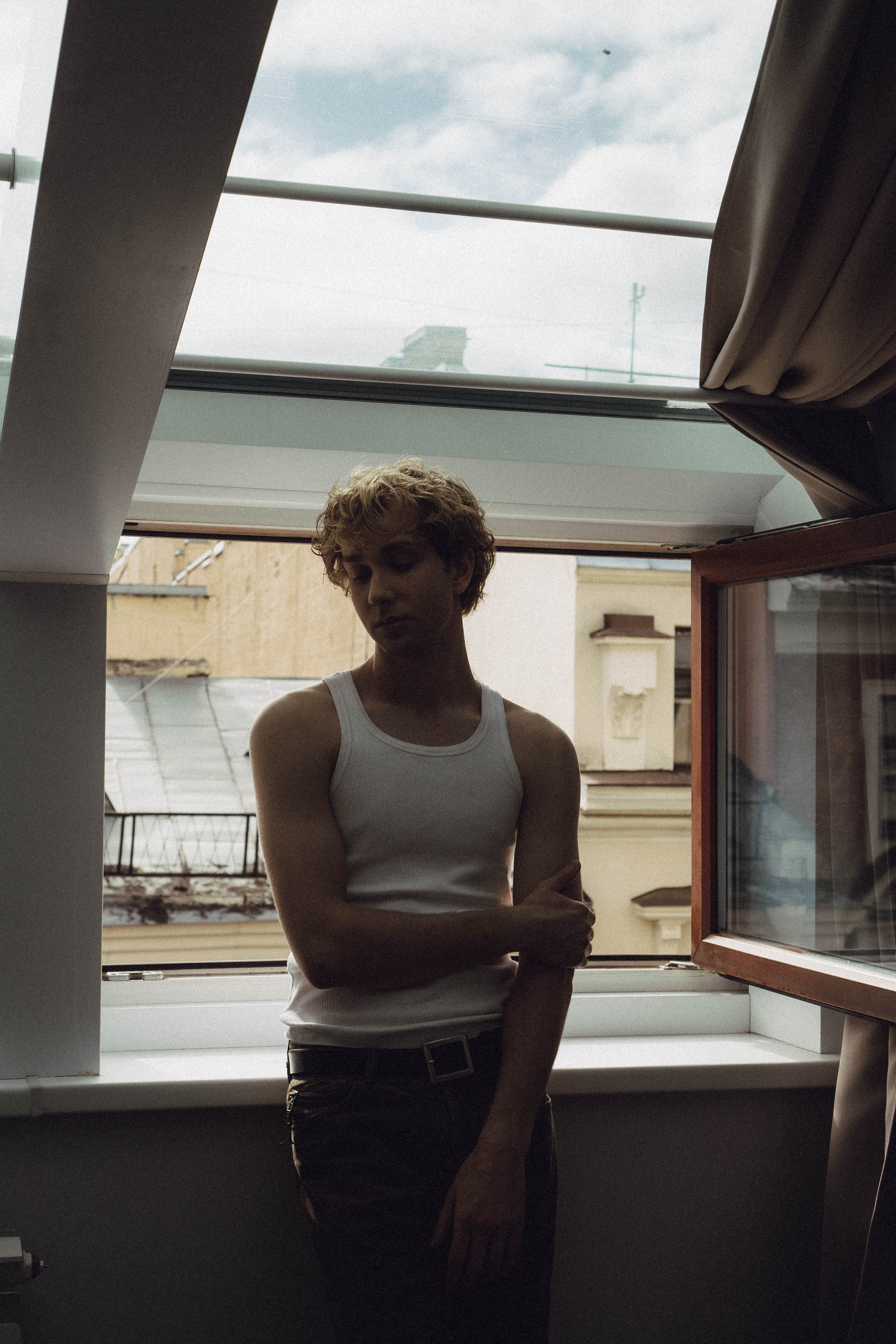 СВАДЕБНАЯ СЬЕМКА В ОТЕЛЕ. СБОРЫ ЖЕНИХА И НЕВЕСТЫ И ТАКЖЕ ТОР И ПОДГОТОВКА К ПРОГУЛКЕ. Профессиональный фотограф, Санкт-Петербург — Виктория Богомолова