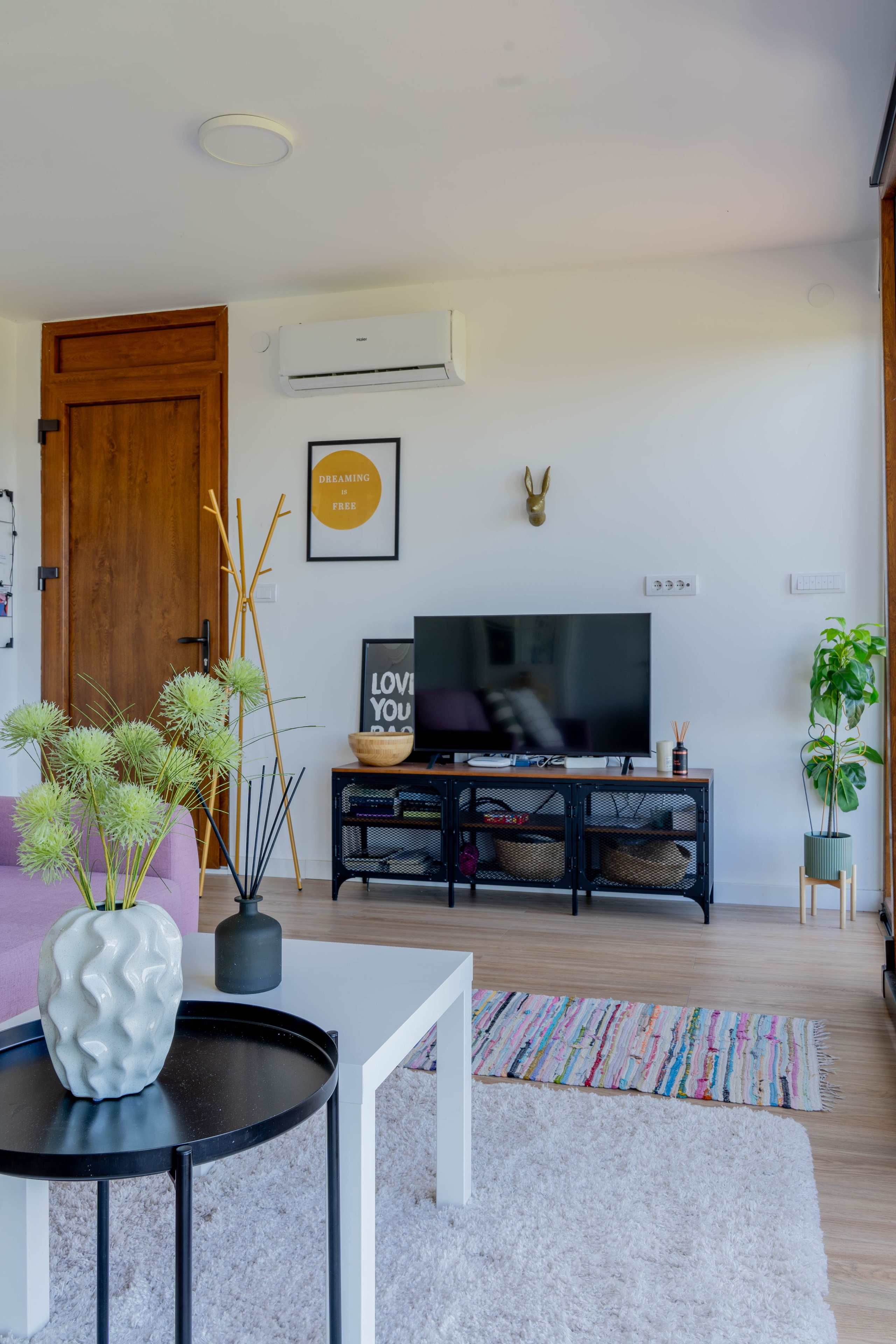 Rent a NEST Arandjelovac. Меня зовут Лиана.я видеограф и фотограф 📍 Работаю в Москве и МО