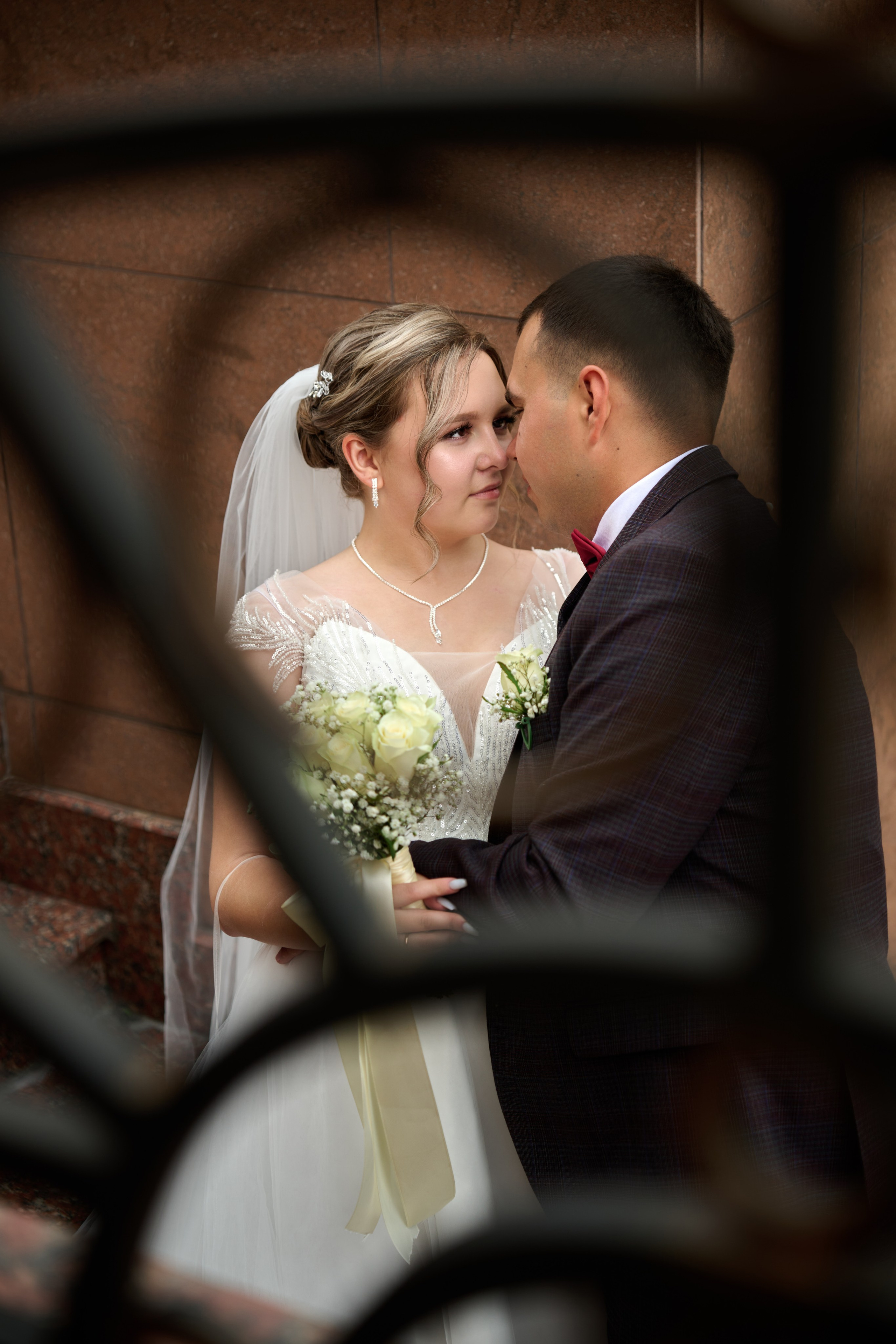 Свадебная фотосессия Ильи и Евгении в Старом Осколе. Профессиональный фотограф Старый Оскол, Губкин — свадьба, венчание, крещение, юбилей и день рождения