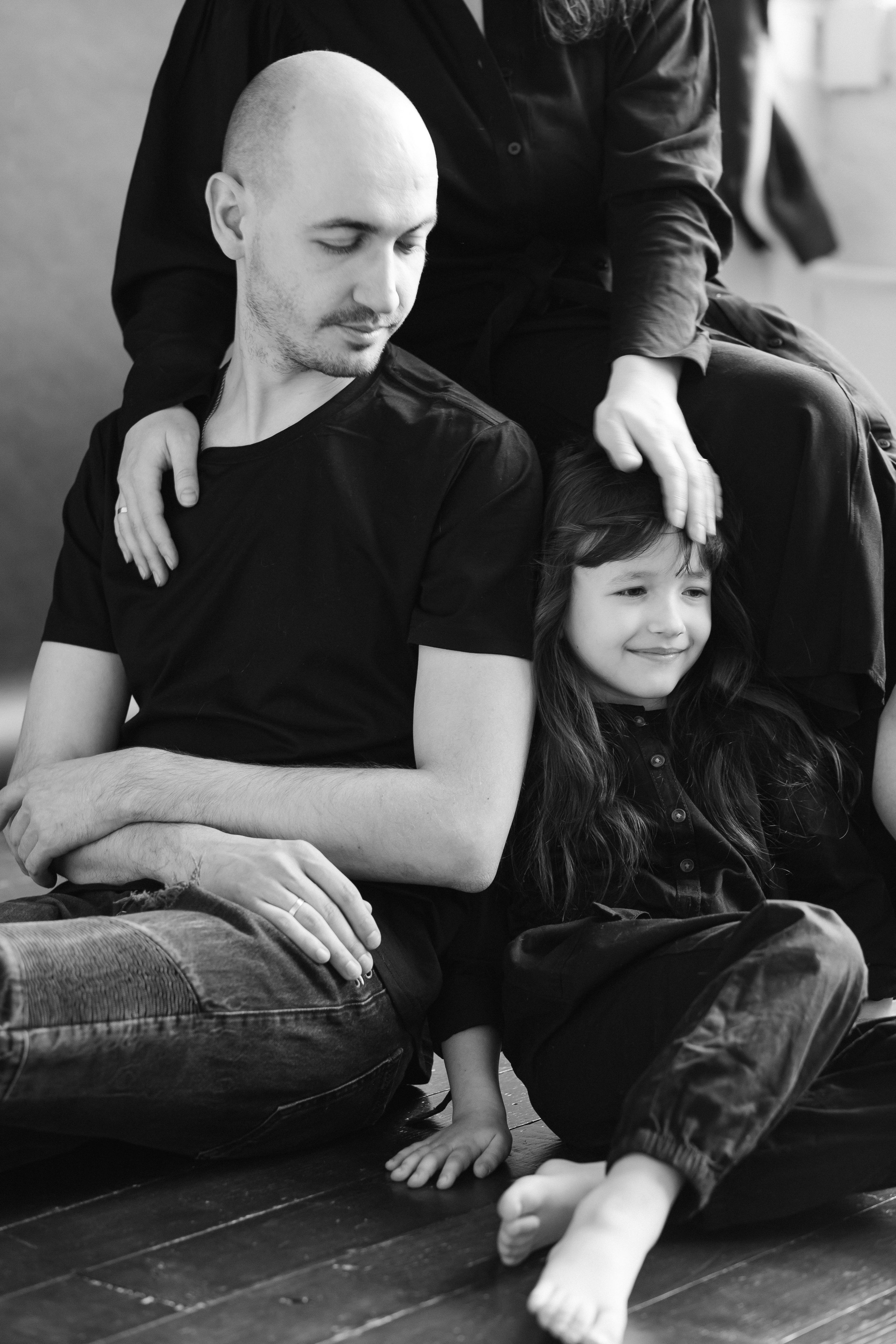 Лера с мамой, папой и Бусей