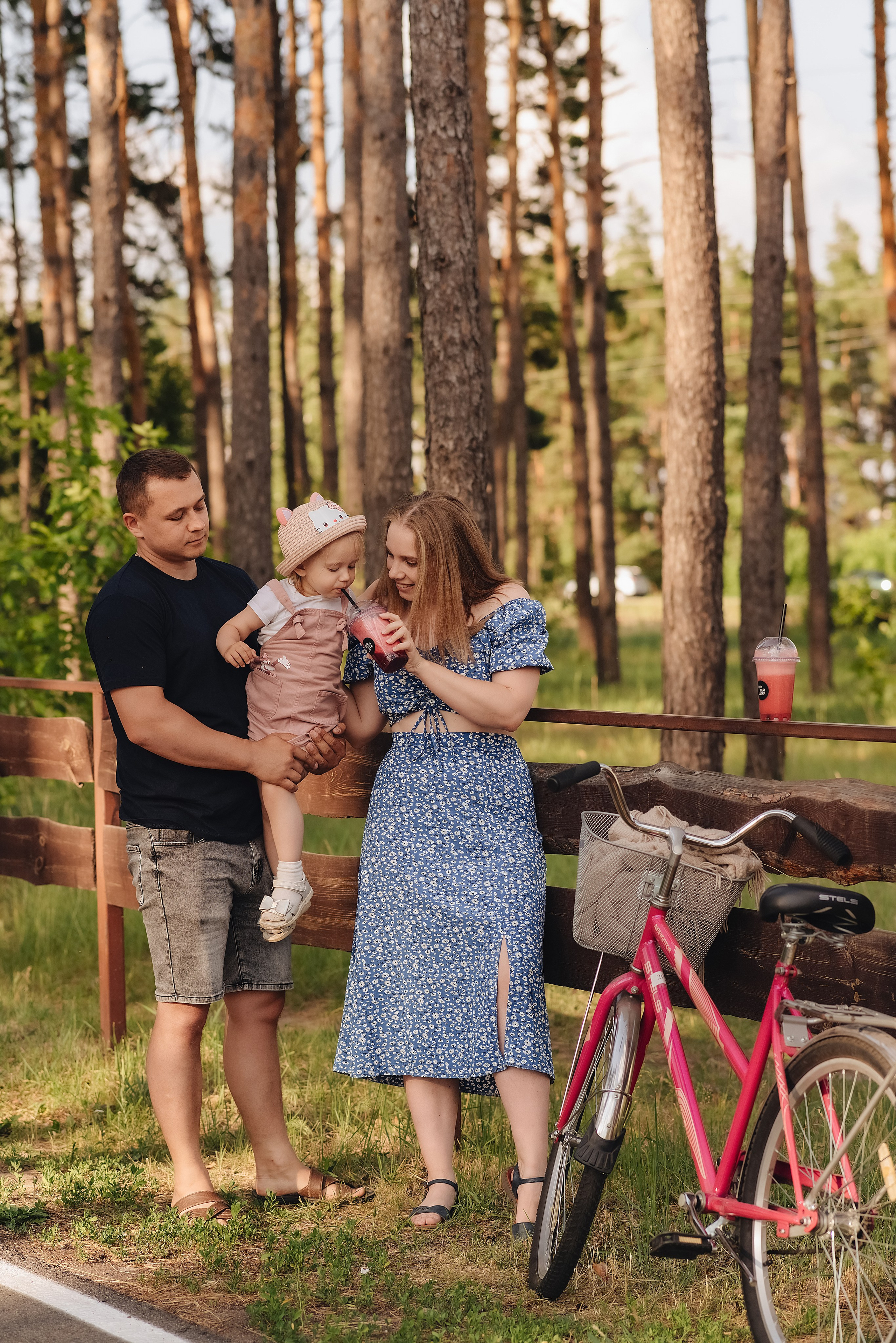 Семейная прогулка | Съемка для кофейни. Фотограф Карина Шмулёва. Воронеж и область