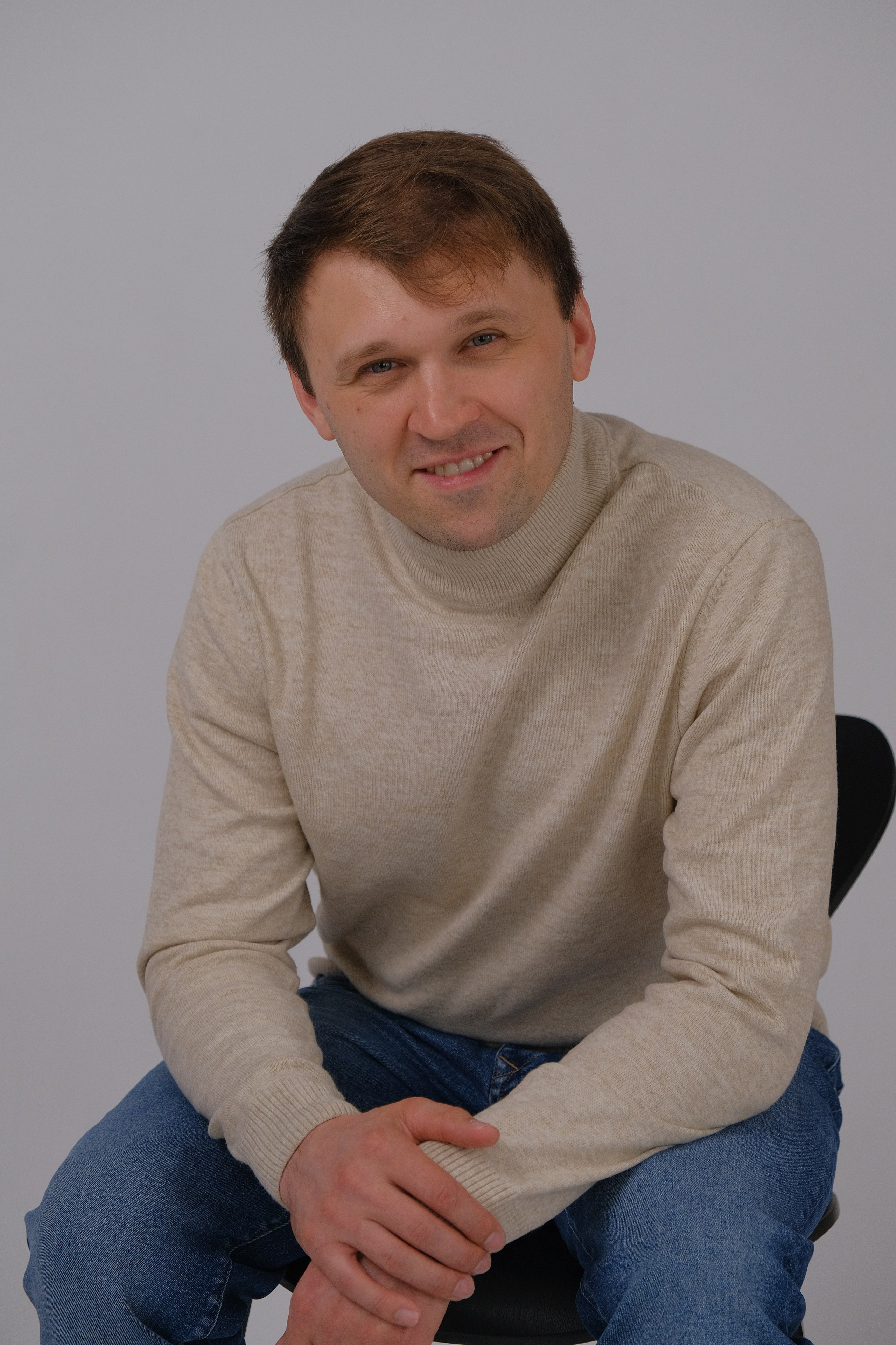 Контент-съемка для соцсетей и бизнеса в Крыму | Илья Желдак. Профессиональная фотосъемка в Крыму. Натуральные эмоции и живые кадры. Забронируйте дату прямо сейчас!