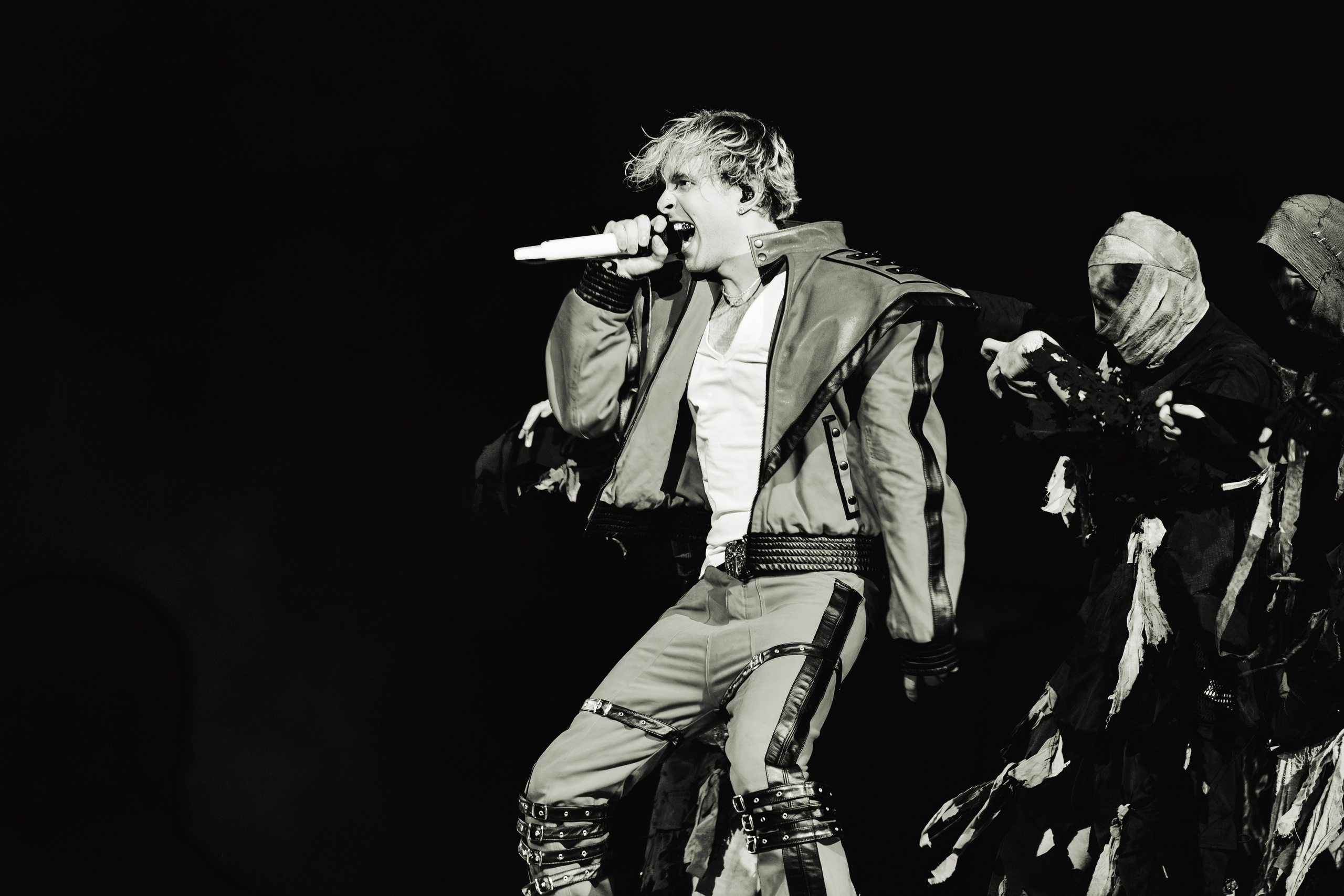 ЕГОР КРИД В ЛУЖНИКАХ 30.08.25. Концертный и репортажный фотограф в Москве и Санкт-Петербурге Мария