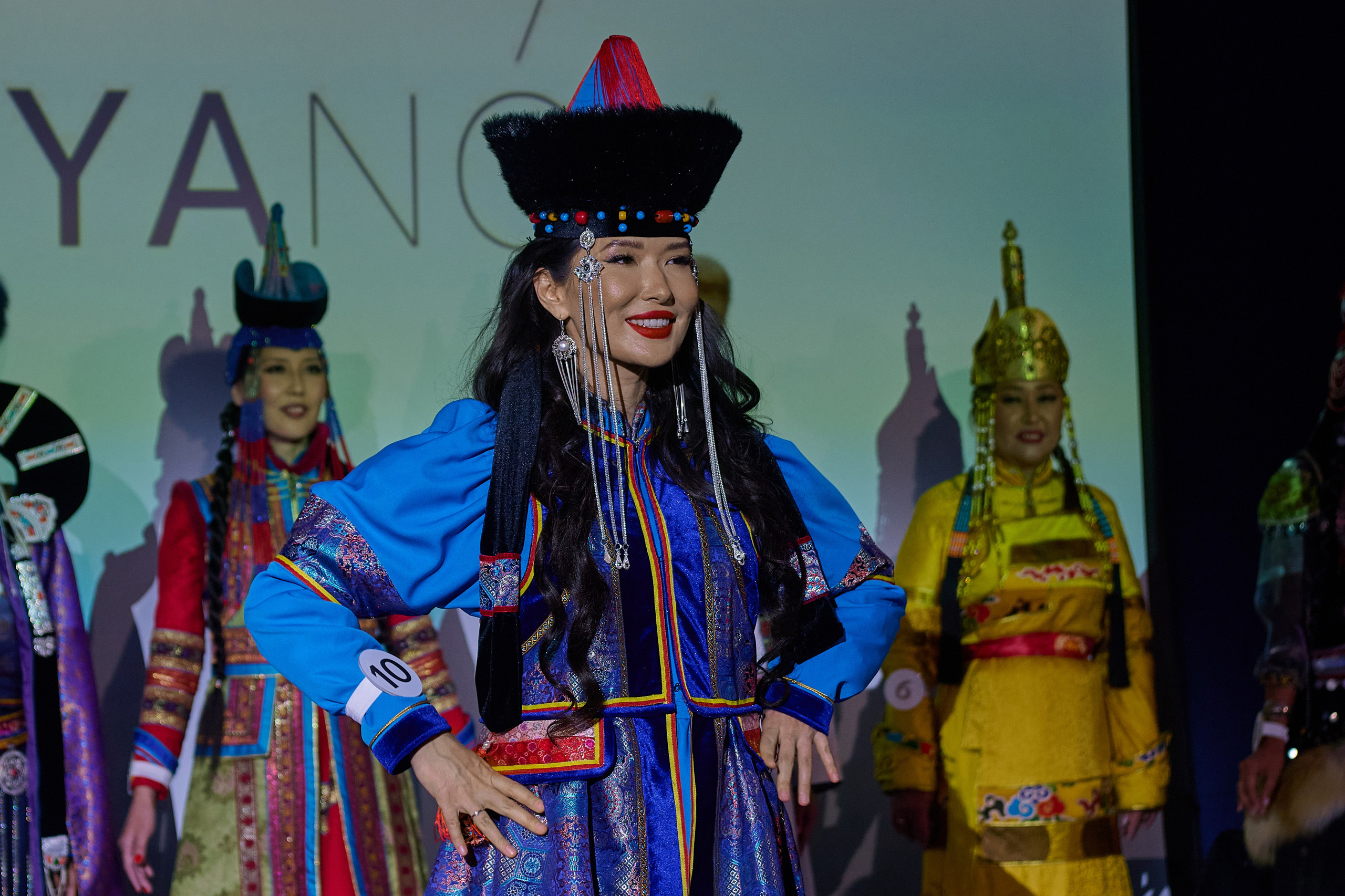 Миссис Азия 2025 (Москва). Репортаж | фотосъемка в Москве и РФ | Фотограф Александр Емелькин