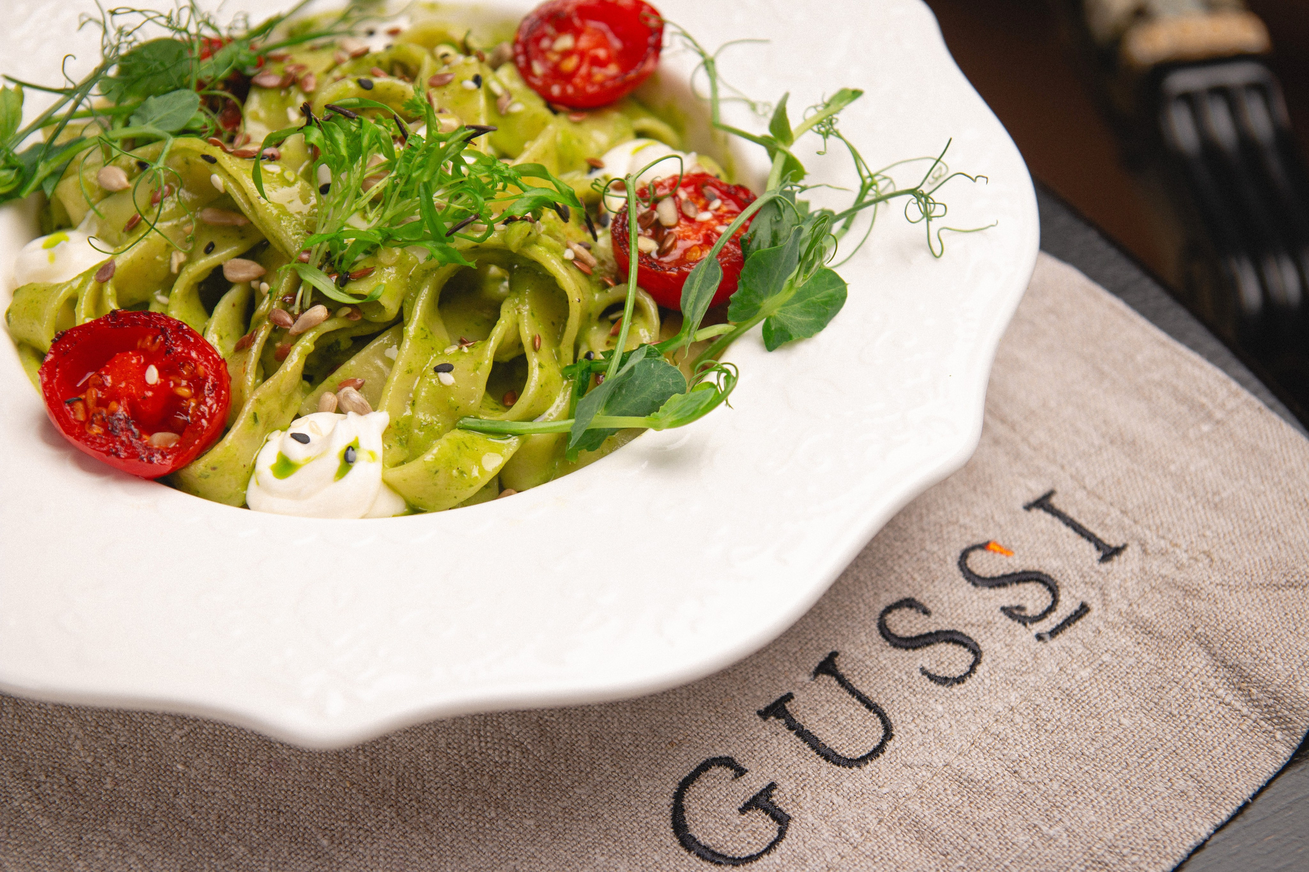 Ресторан Gussi. Фуд-фотограф в Саратове | Съёмка еды для ресторанов и доставки