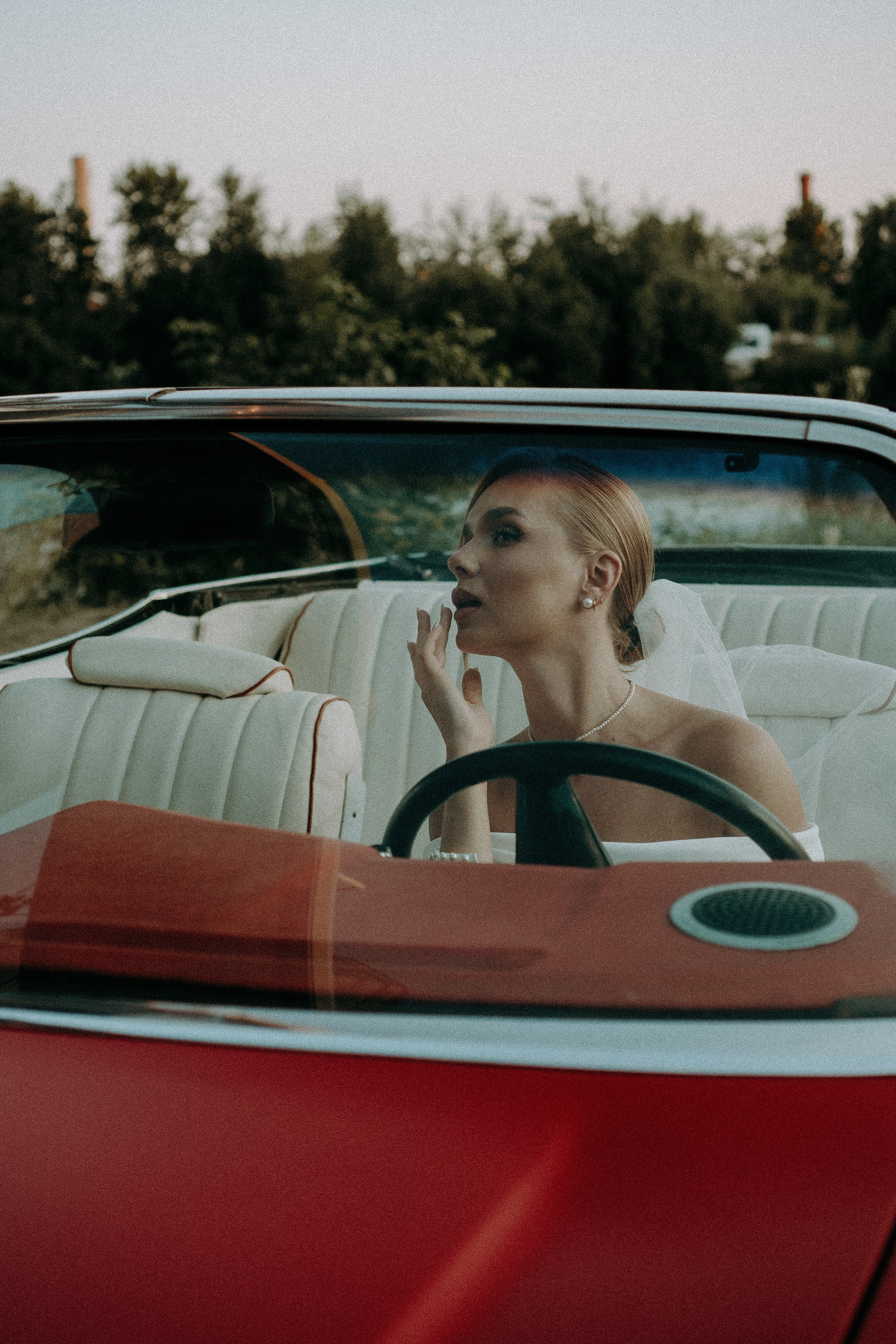 СВАДЕБНАЯ СЬЕМКА ВОЗЛЕ МСОТА БЕТАНКУРА НА КАБРИОЛЕТЕ. Профессиональный фотограф, Санкт-Петербург — Виктория Богомолова