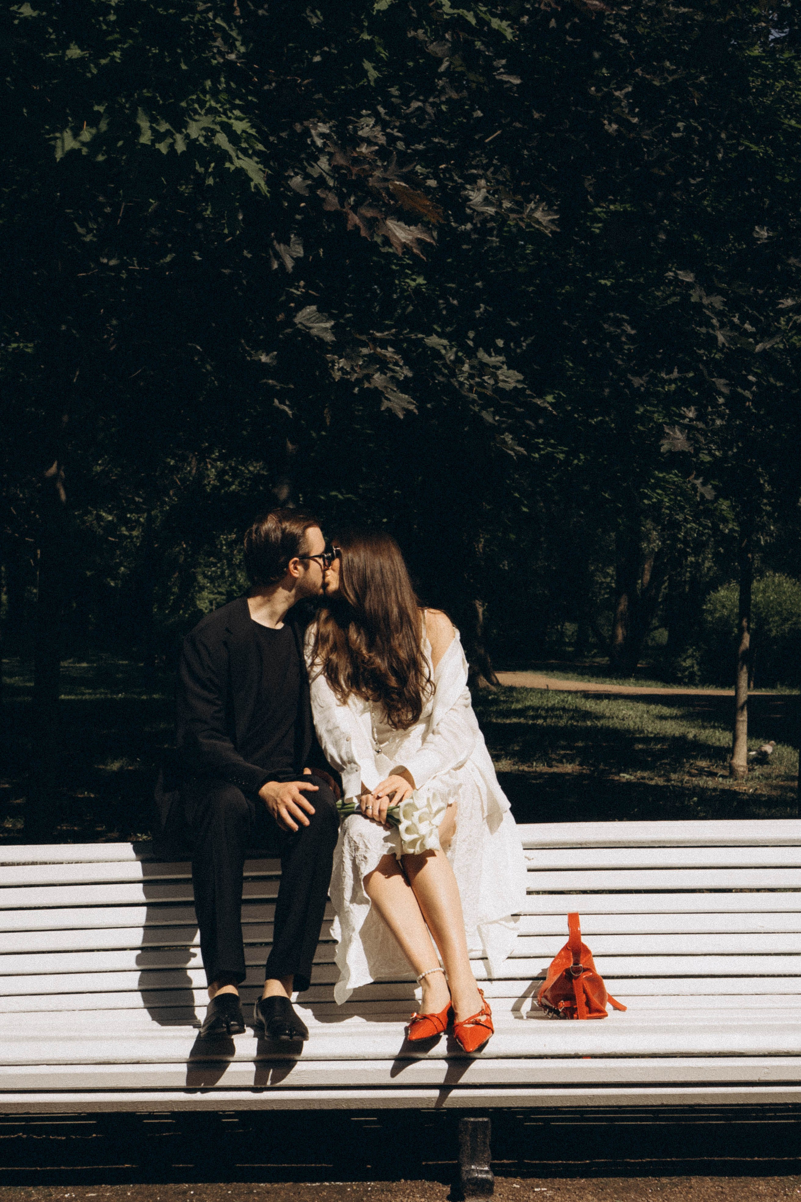 СВАДЕБНАЯ СЬЕМКА В ПАРКЕ ПОБЕДЫ И ПРОГУЛКА ПО МОСКОВСКОМУ ПРОСПЕКТУ. Профессиональный фотограф, Санкт-Петербург — Виктория Богомолова