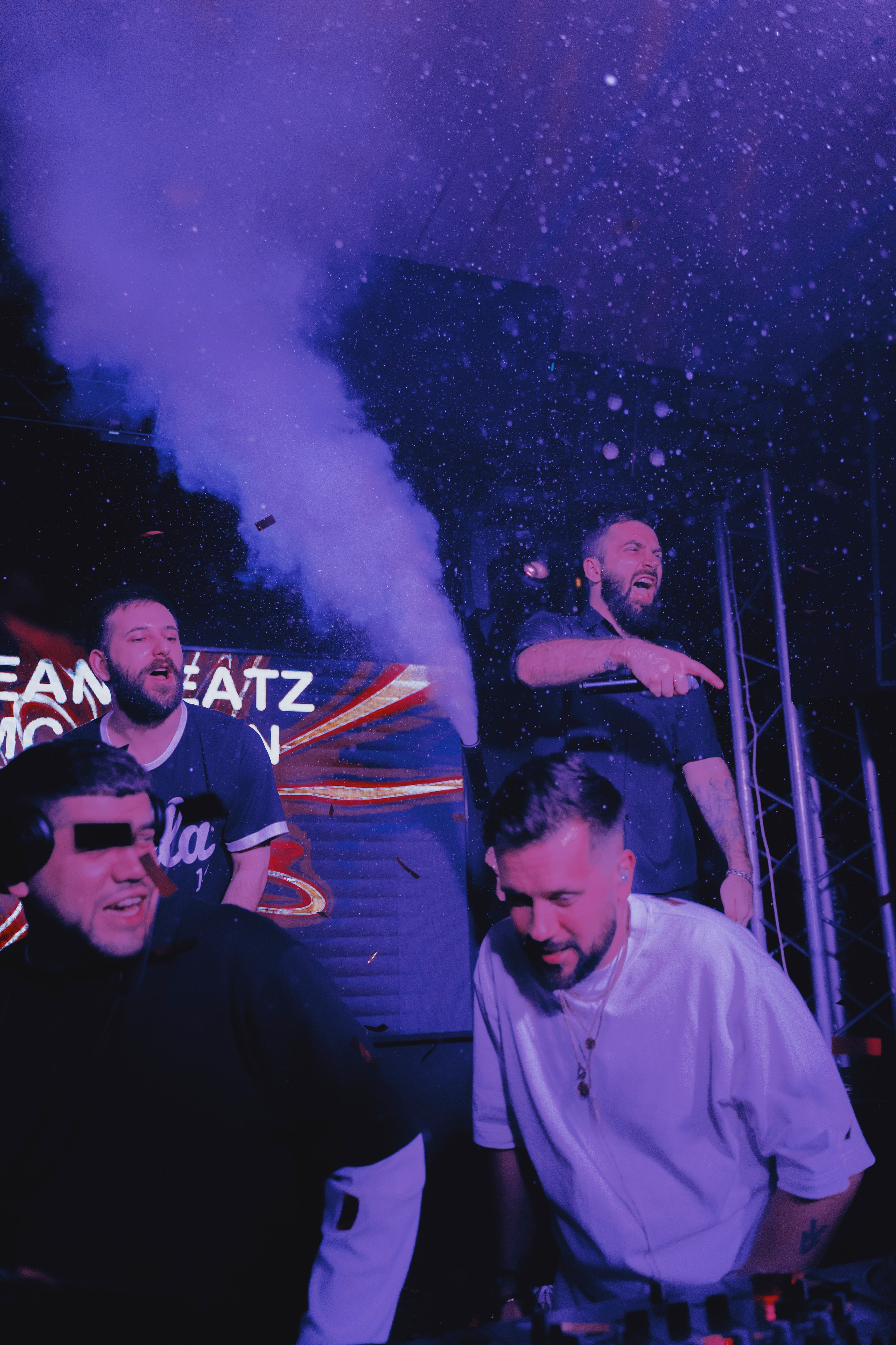 SANTA BARBARA. NIGHT VISION ФОТОГРАФЫ И ВИДЕОГРАФЫ СПБ