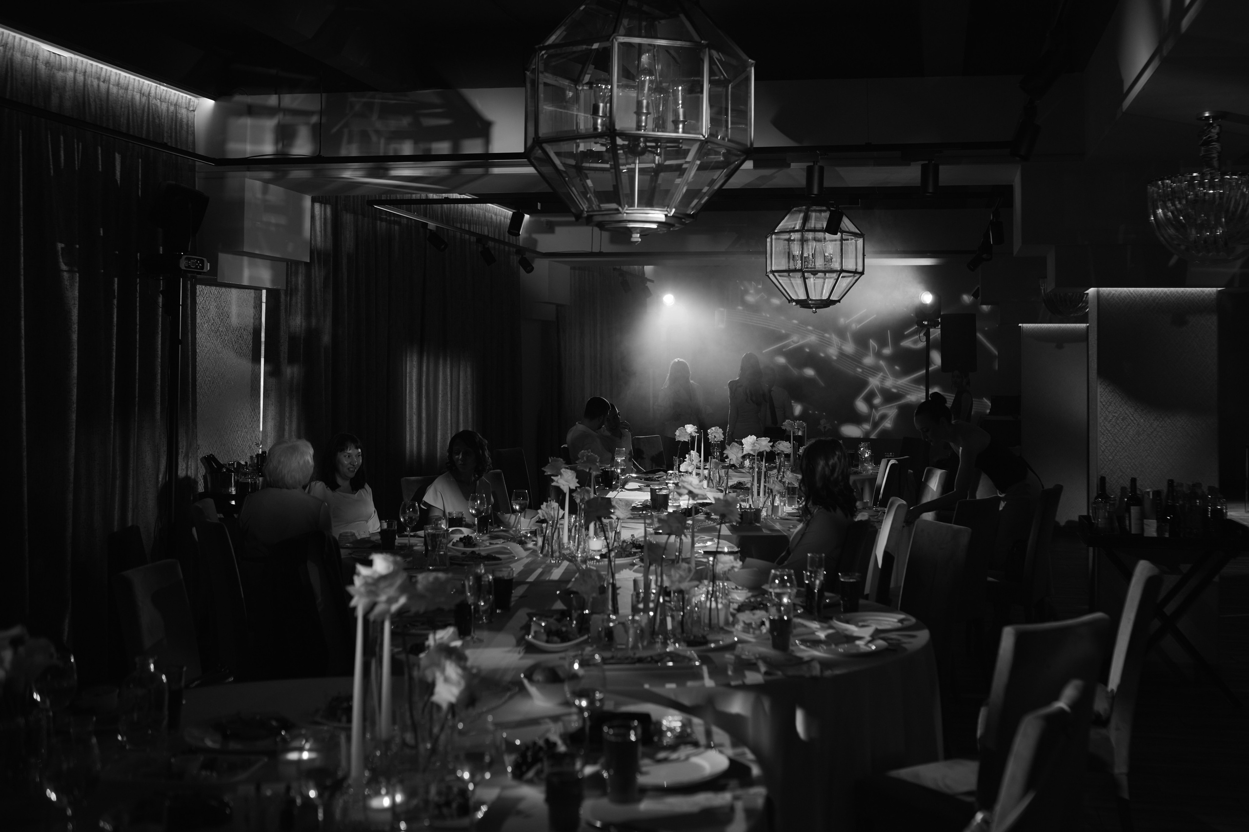 Марат и Карина — Ресторан «Dieci». Свадебный фотограф Екатеринбург/Челябинск — Любовь Волохова