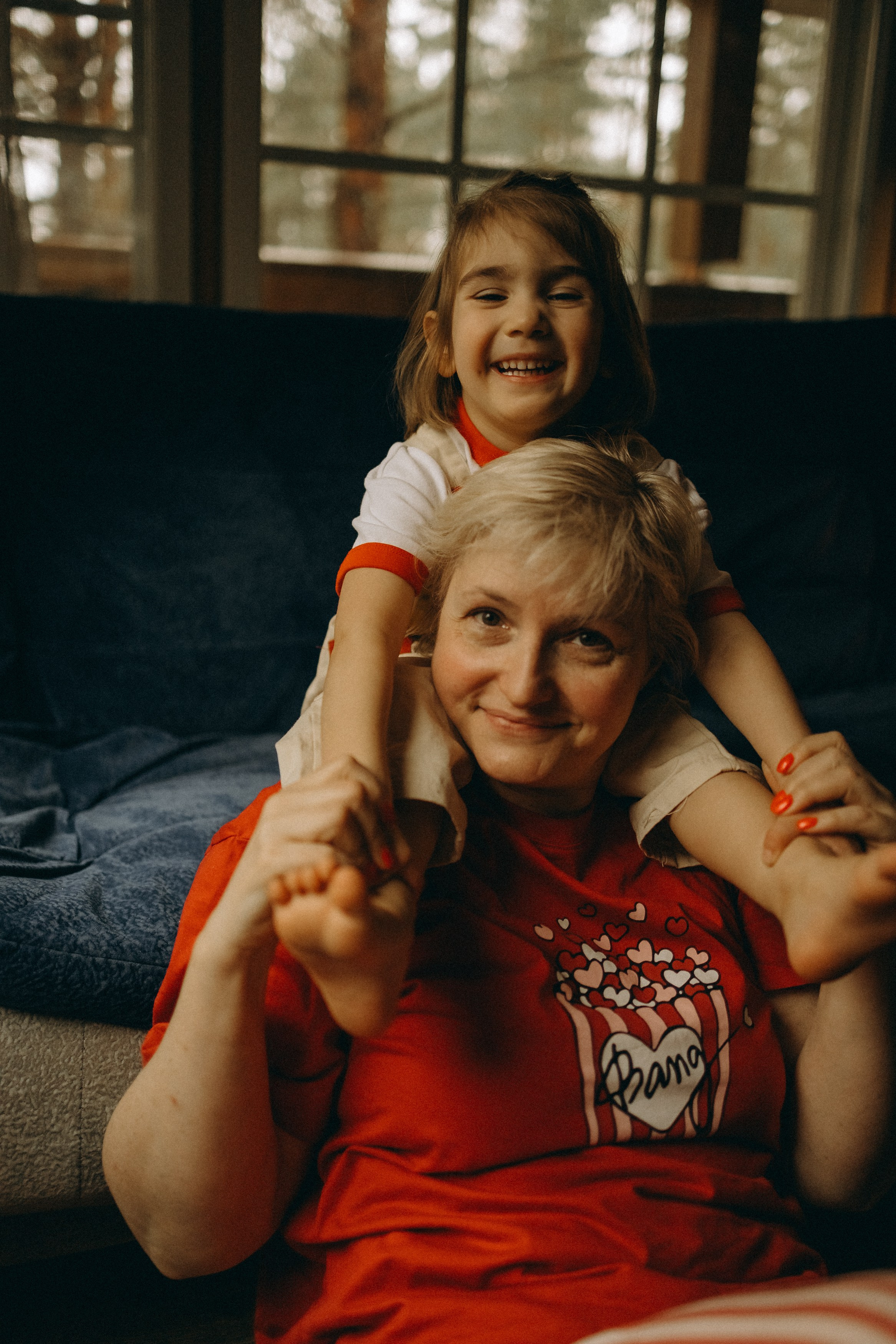 Оля и Василиса. Главная