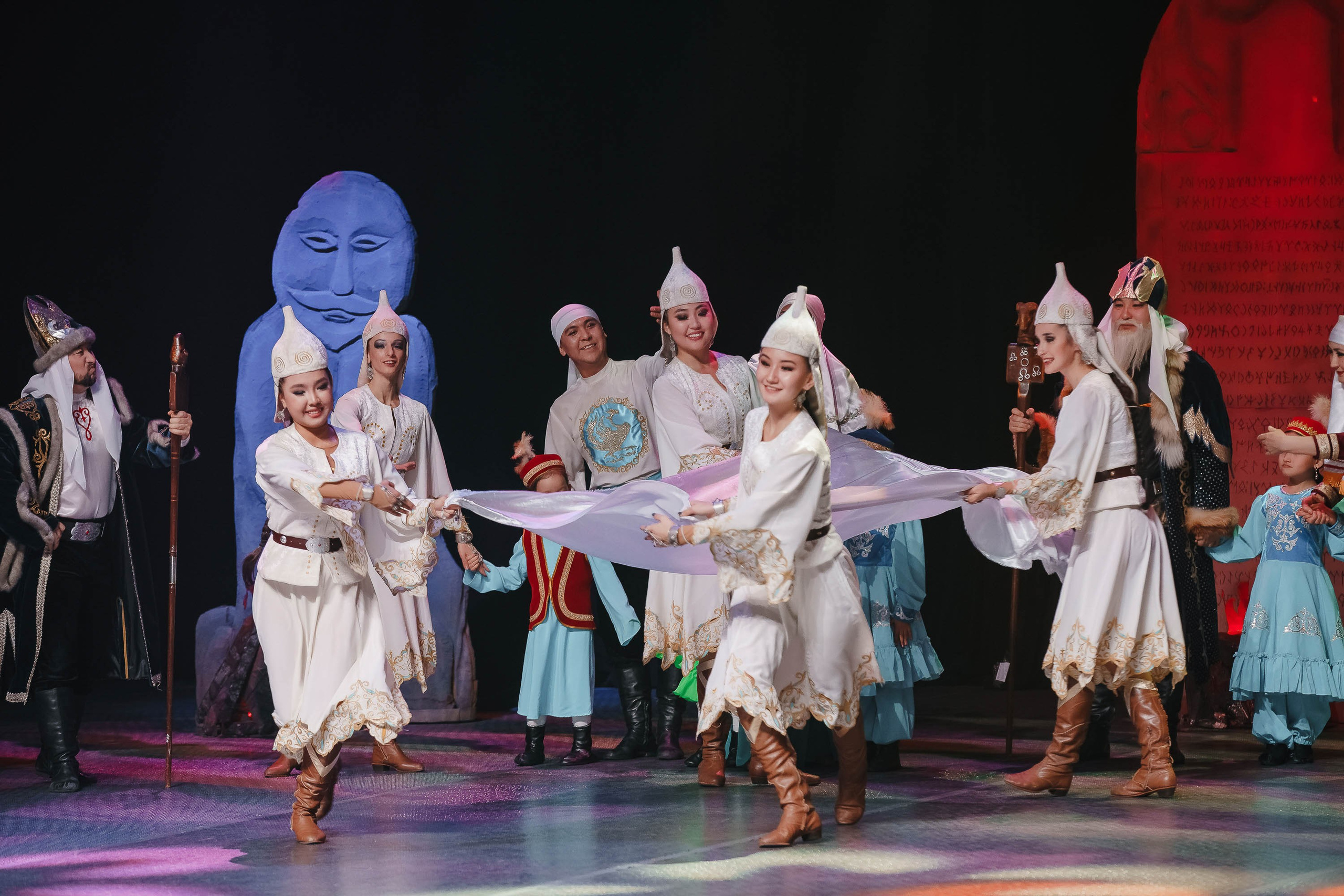 Спектакль театра танца «Наз» Туйгындар. Главная