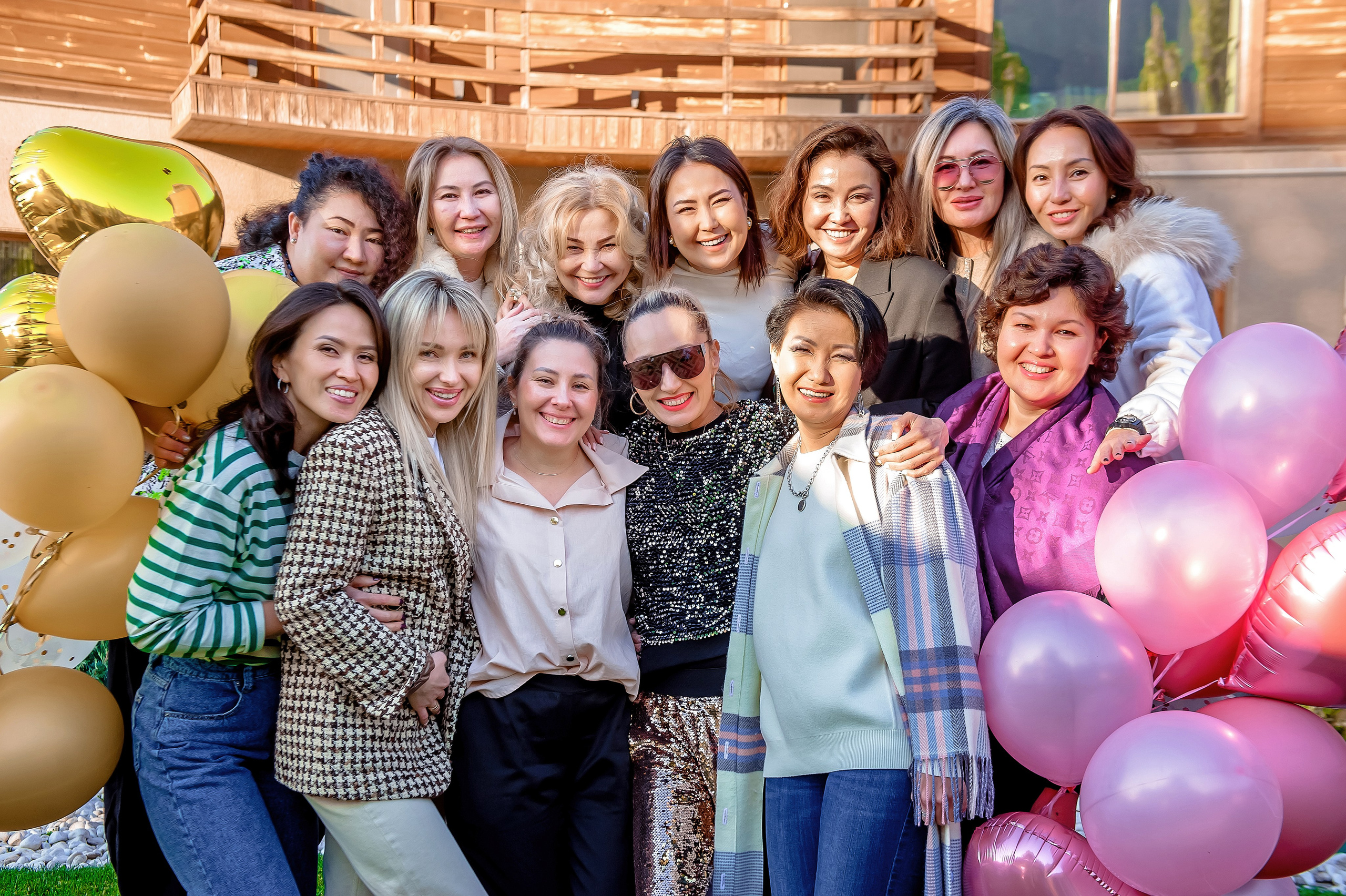 Вечеринки. Праздники. Елена Северина фотограф, Алматы: репортаж (спорт, концерты, конференции), предметная и фуд-съёмка, портреты, каталоги, фэшн, ретушь