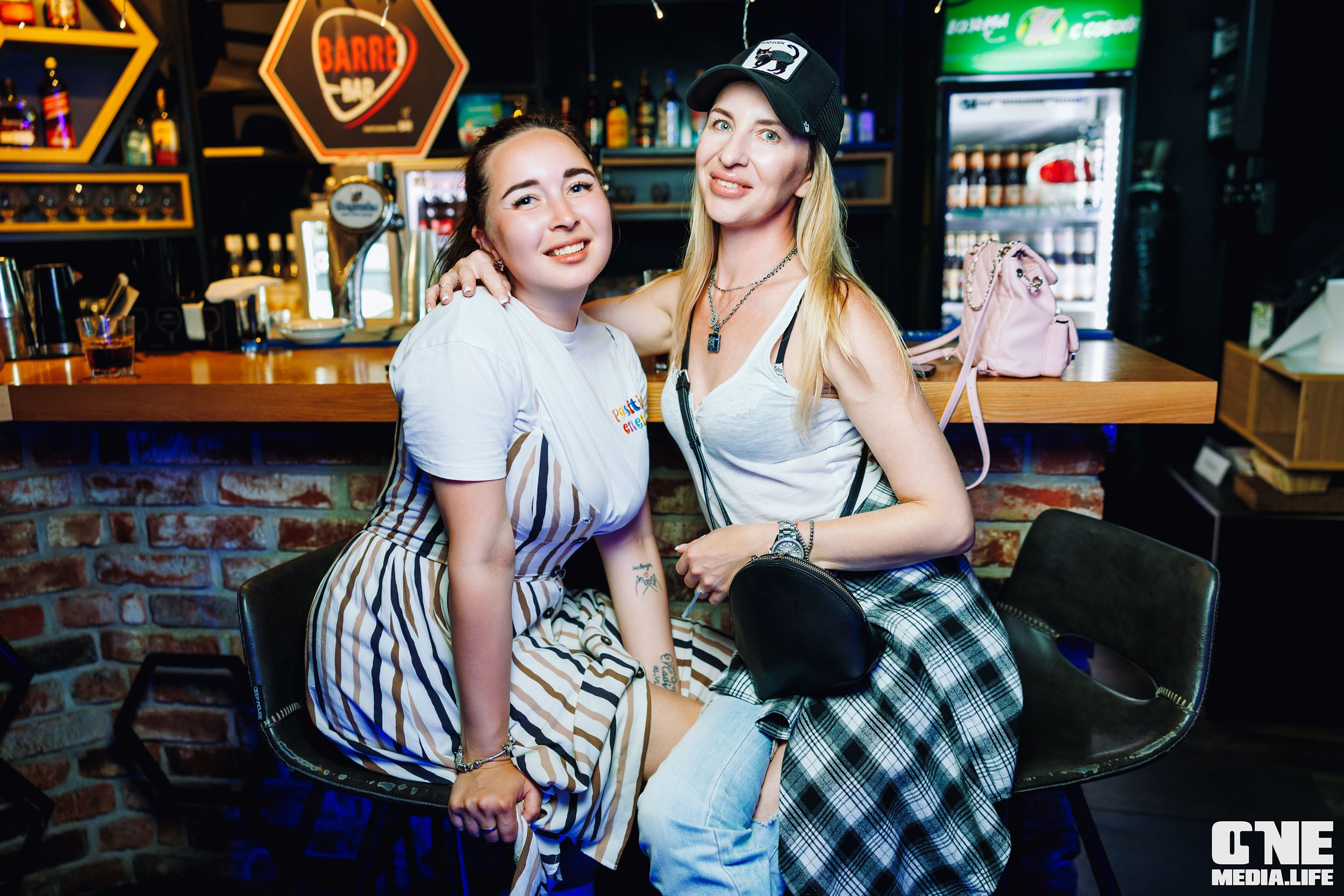 Фоторепортаж из бара Баррэ. One Media Life: фоторепортажи, фотоотчеты с мероприятий и заведений