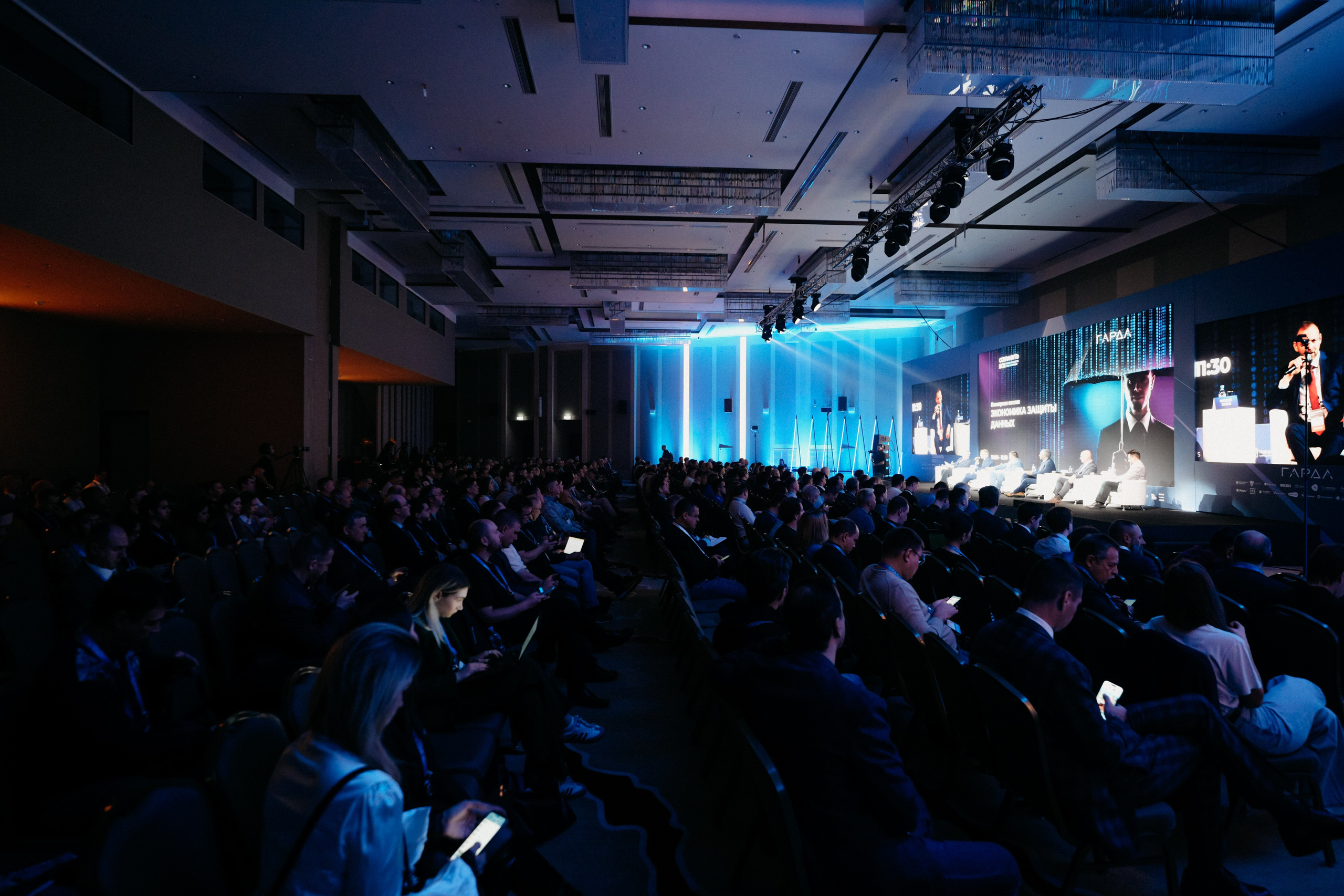 Сохранить всё. Фотограф в Москве Дмитрий Рогов