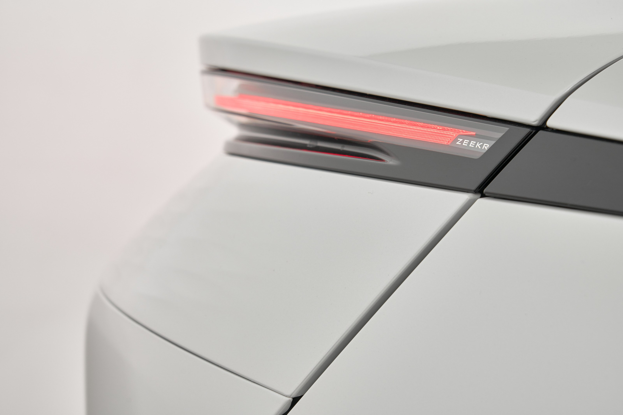 Zeekr 007_1. Фотограф Николай Прокофьев модельные тесты в Москве