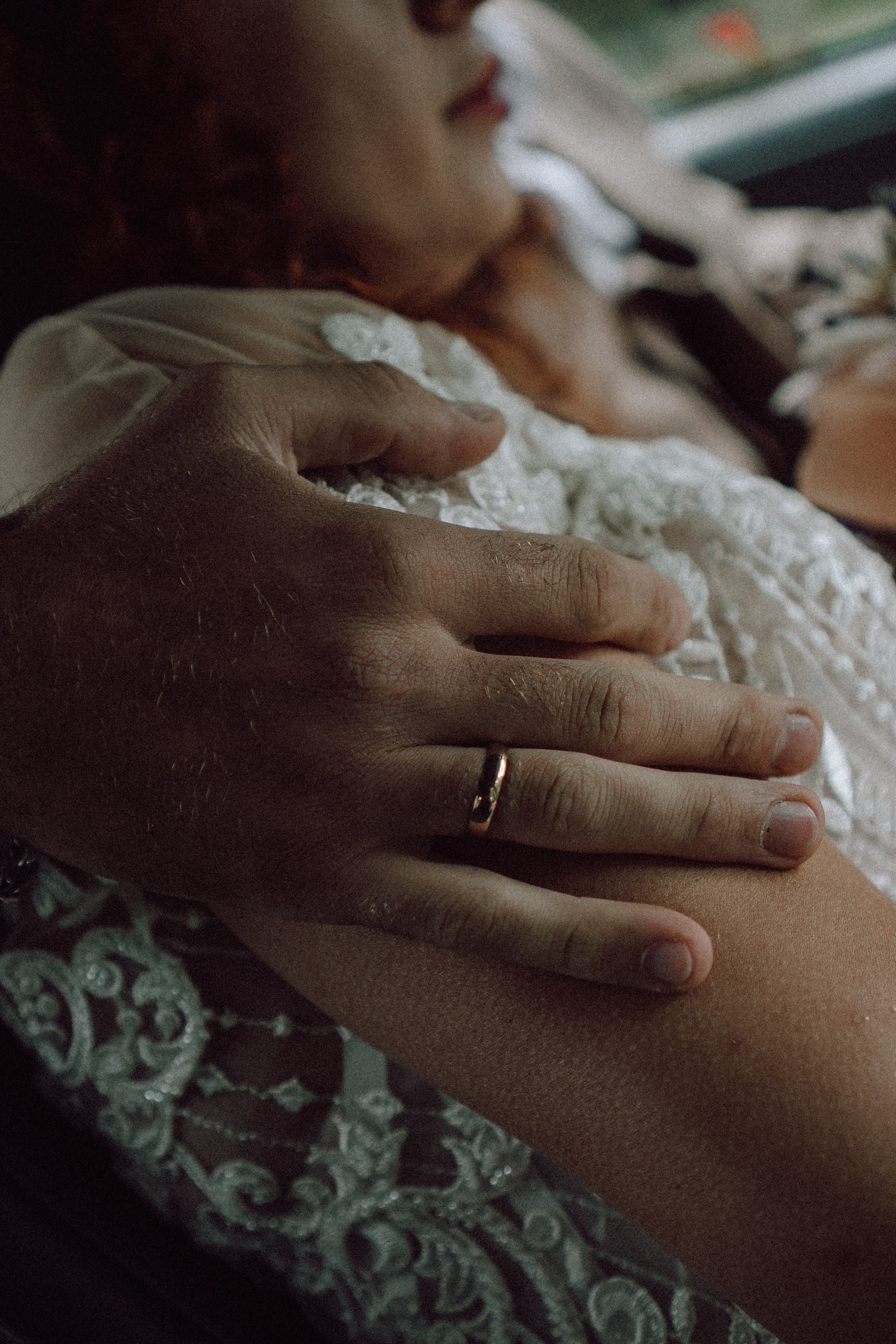 СВАДЕБНАЯ ФОТОСЕССИИЯ ПАРЫ В ГОРОДЕ ПРИОЗЕРСК В СОСНОВОМ ЛЕСУ И С ПИКАПОМ. Профессиональный фотограф, Санкт-Петербург — Виктория Богомолова