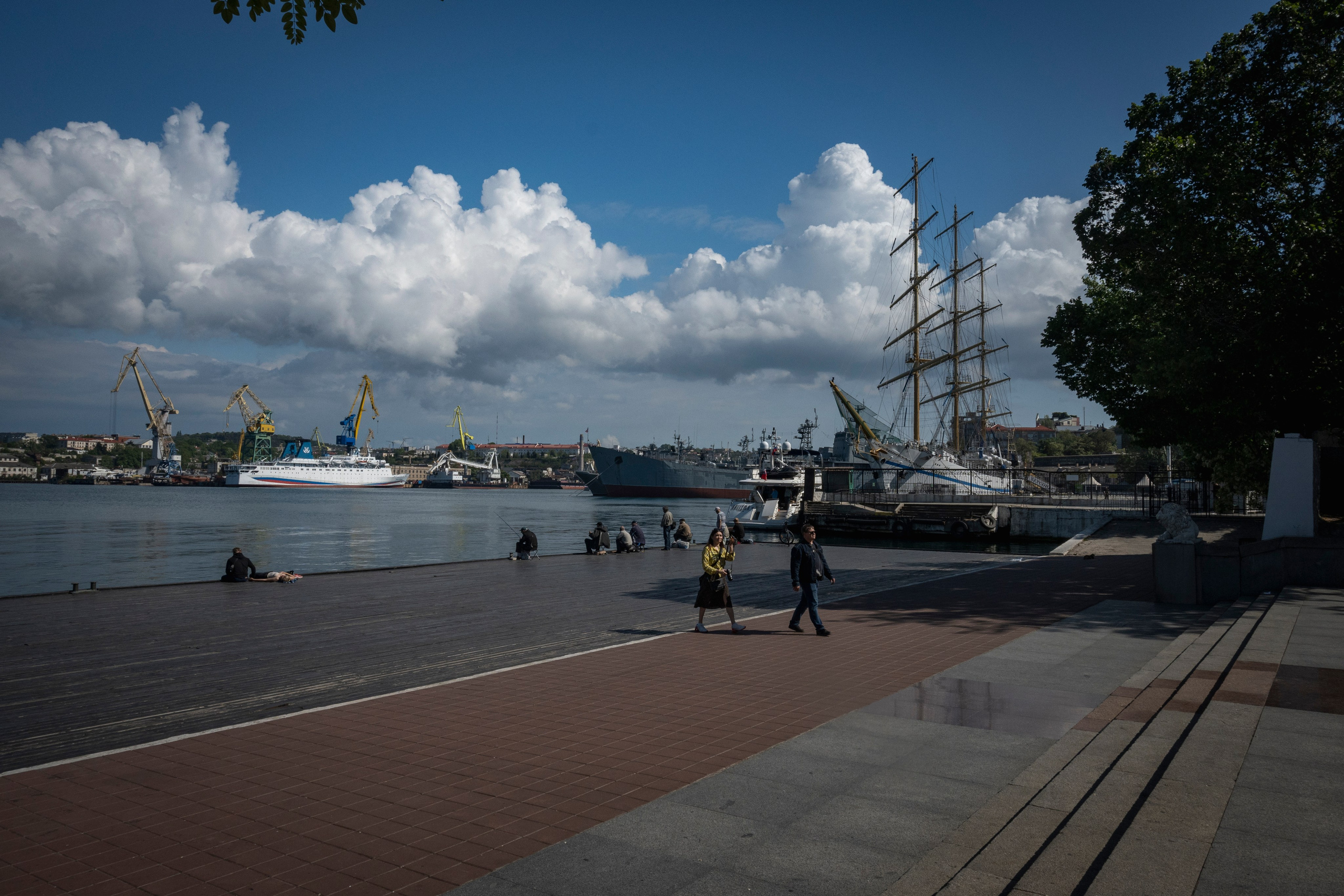 Крым май 2022. Фотограф Роман Адлер