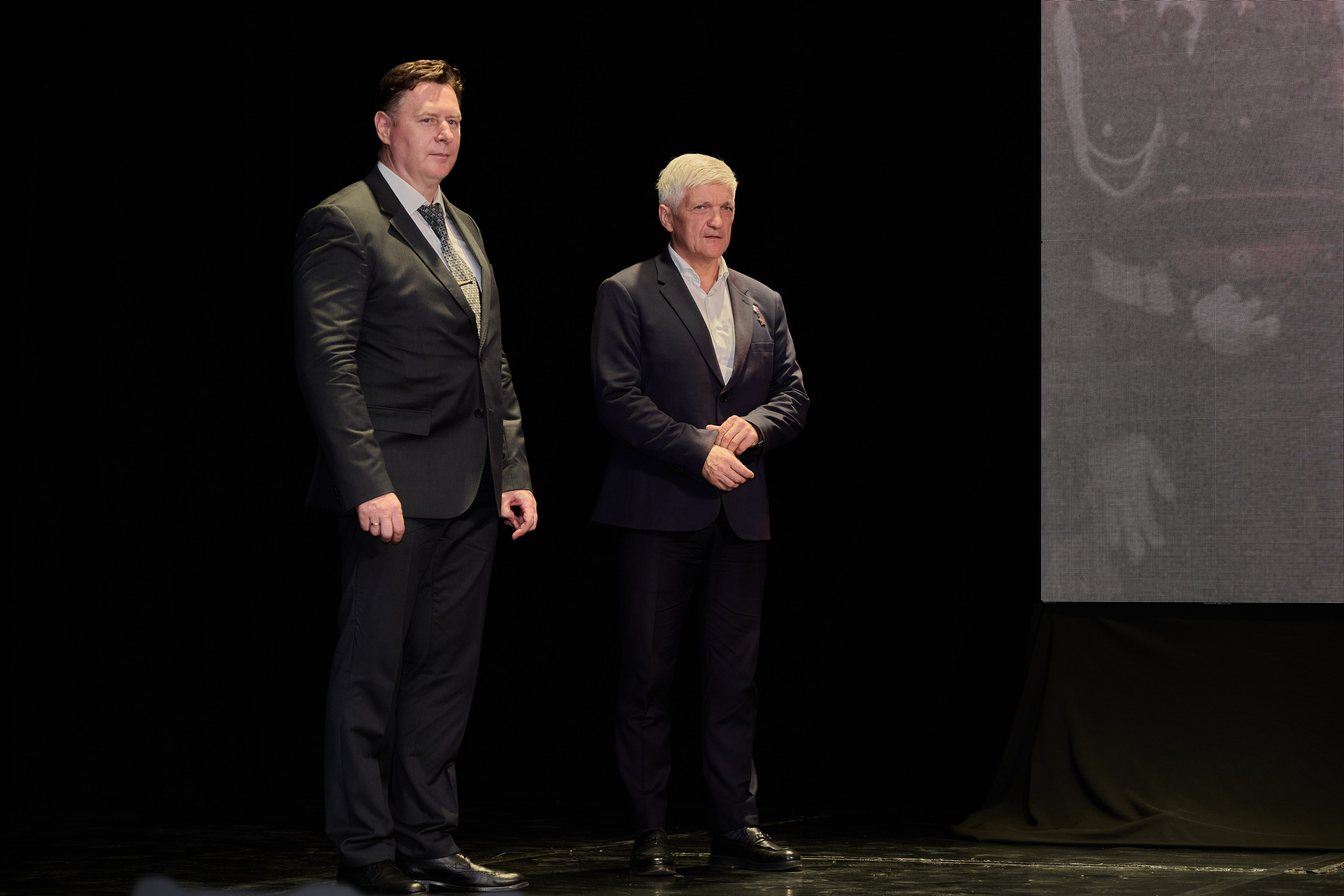 Церемония награждения медалями «Память Героев Отечества». Фотограф Роман Адлер