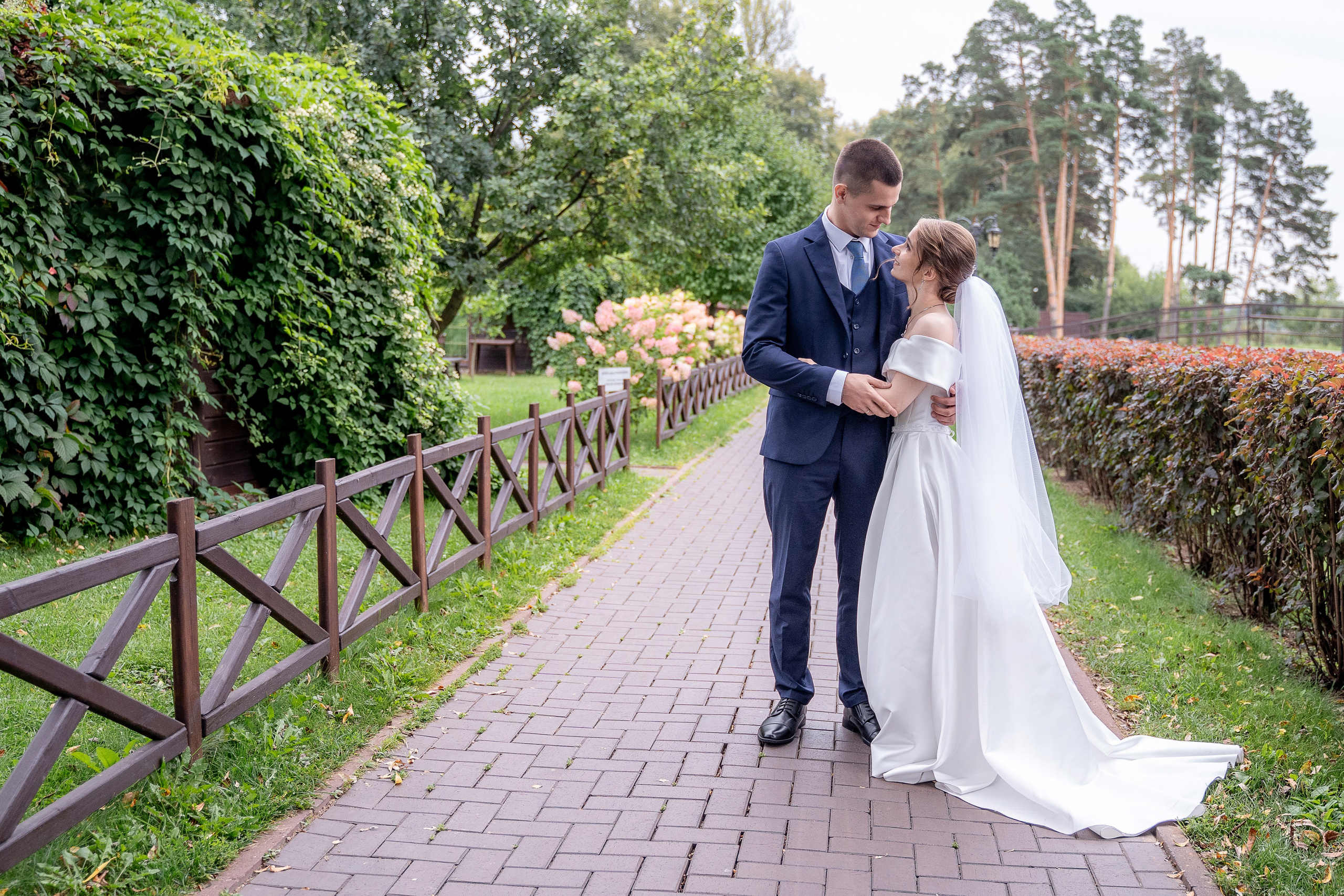 Александр и Виктория. Архив