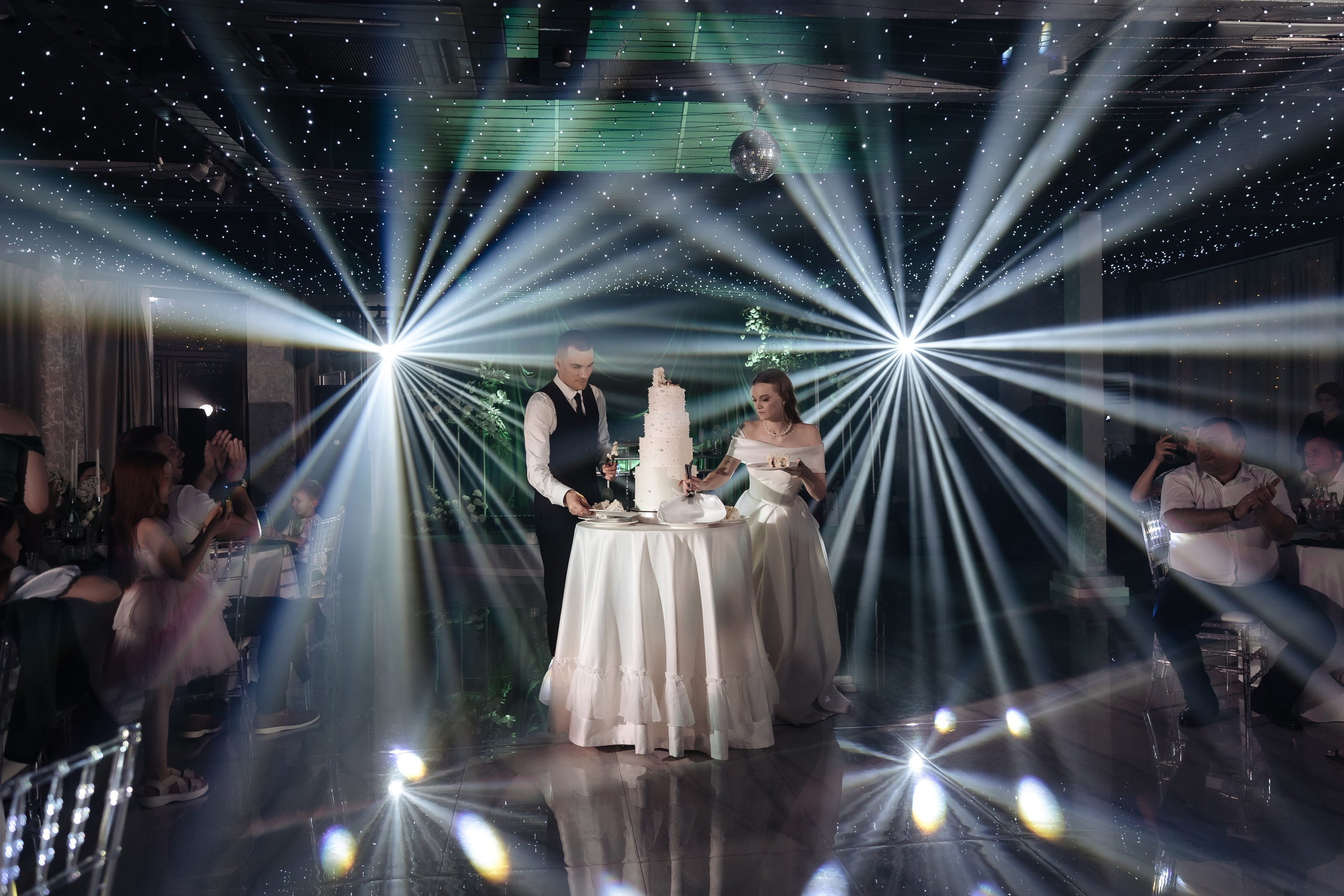 V & P. Фотограф Дзюба Марина. Свадебный фотограф