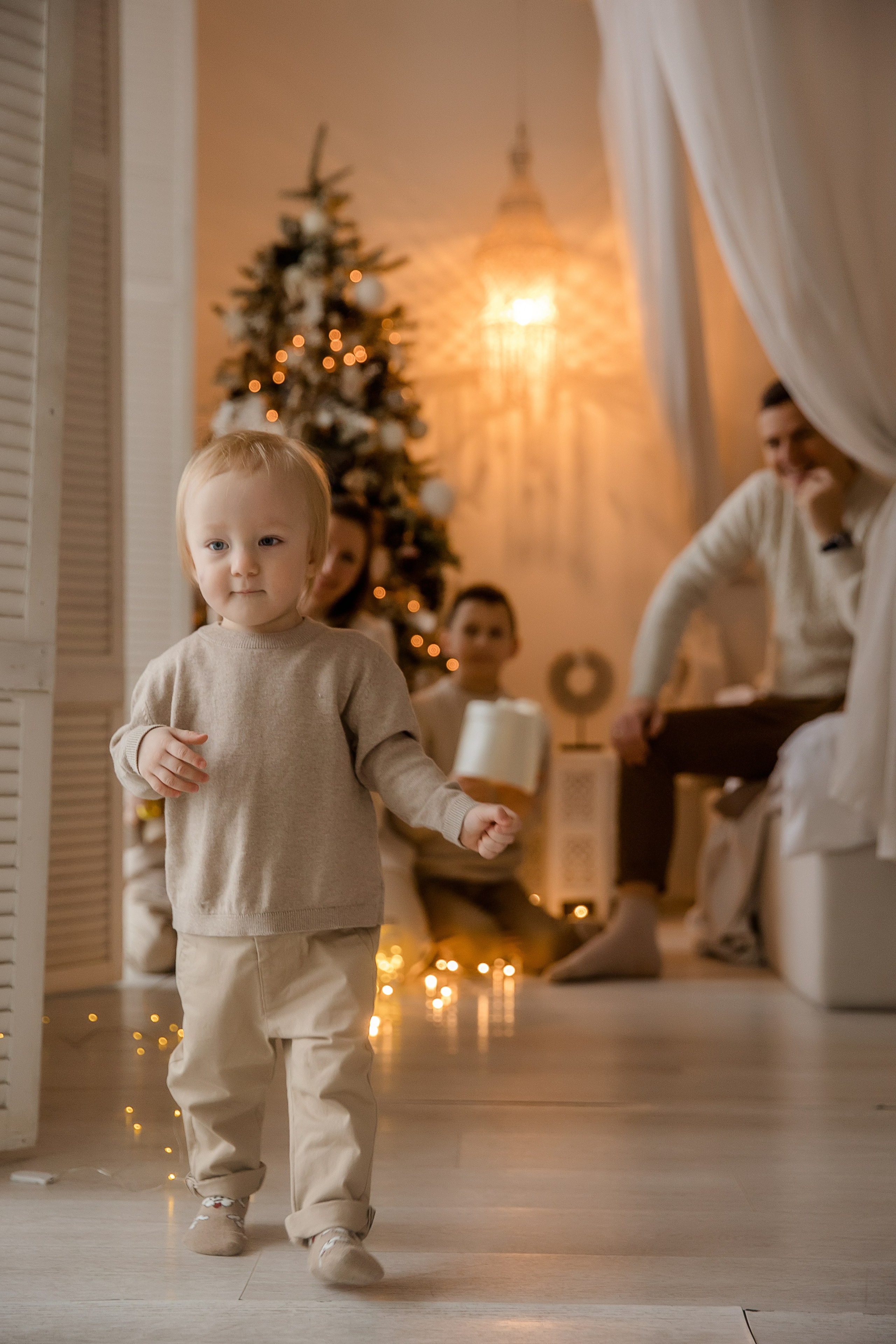 Нескучная новогодняя фотосессия — приношу весь инвентарь с собой. Семейный и детский фотограф в Москве Вера Ускова