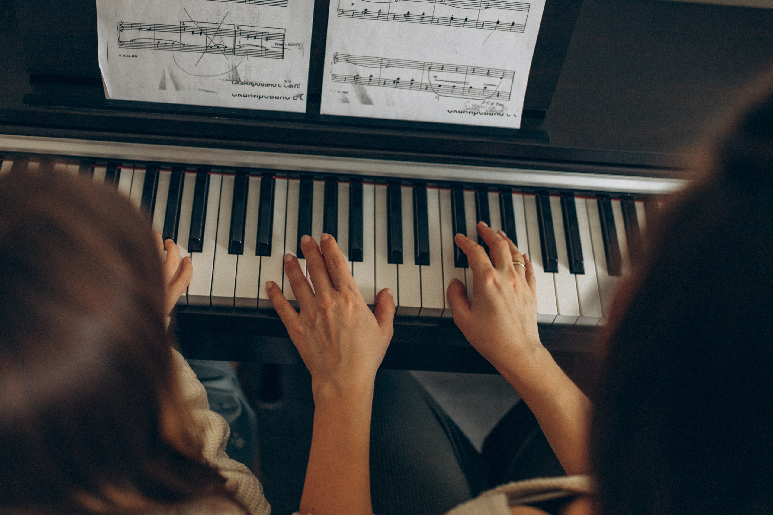 Наталья с Алиной и Ярославой. Семейный фотограф lifestyle в Новосибирске Елена Шпилевая