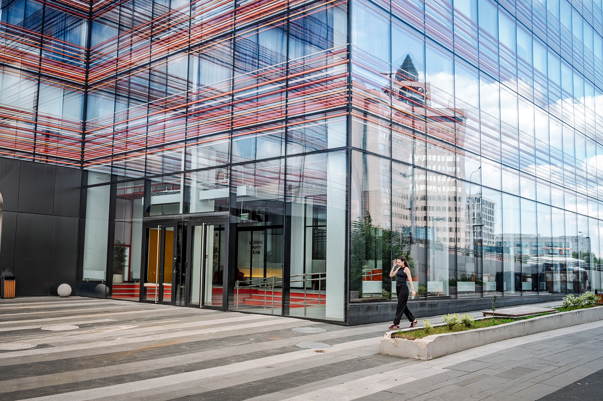 Тест Leica Q3. High-quality interior photos for your home, office, hotel
