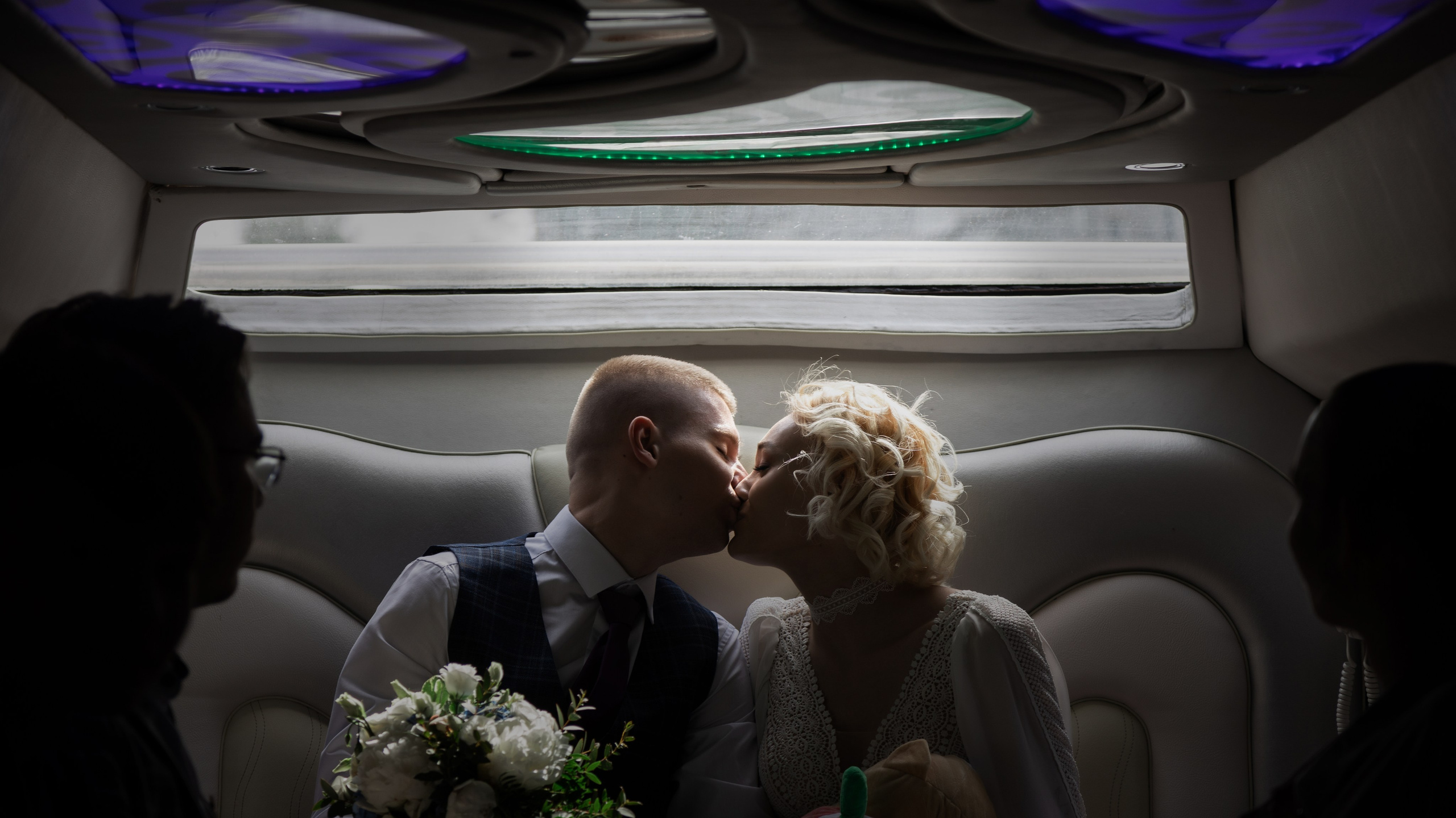 Илья и София. Команда фотографов и дизайнеров в Егорьевске