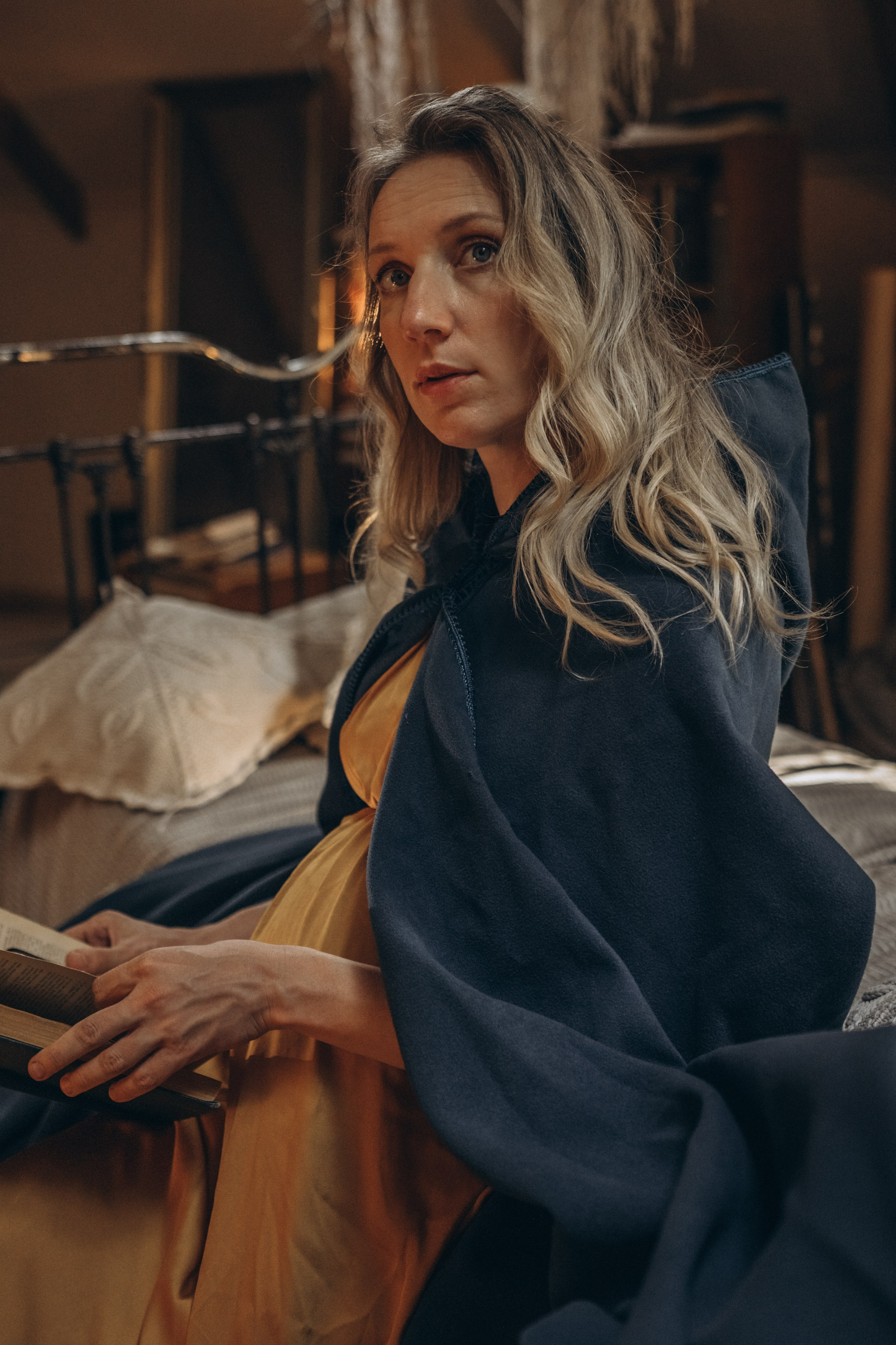 На заброшенном чердаке. Гаврилова Настя семейный фотограф lifestyle в Москве