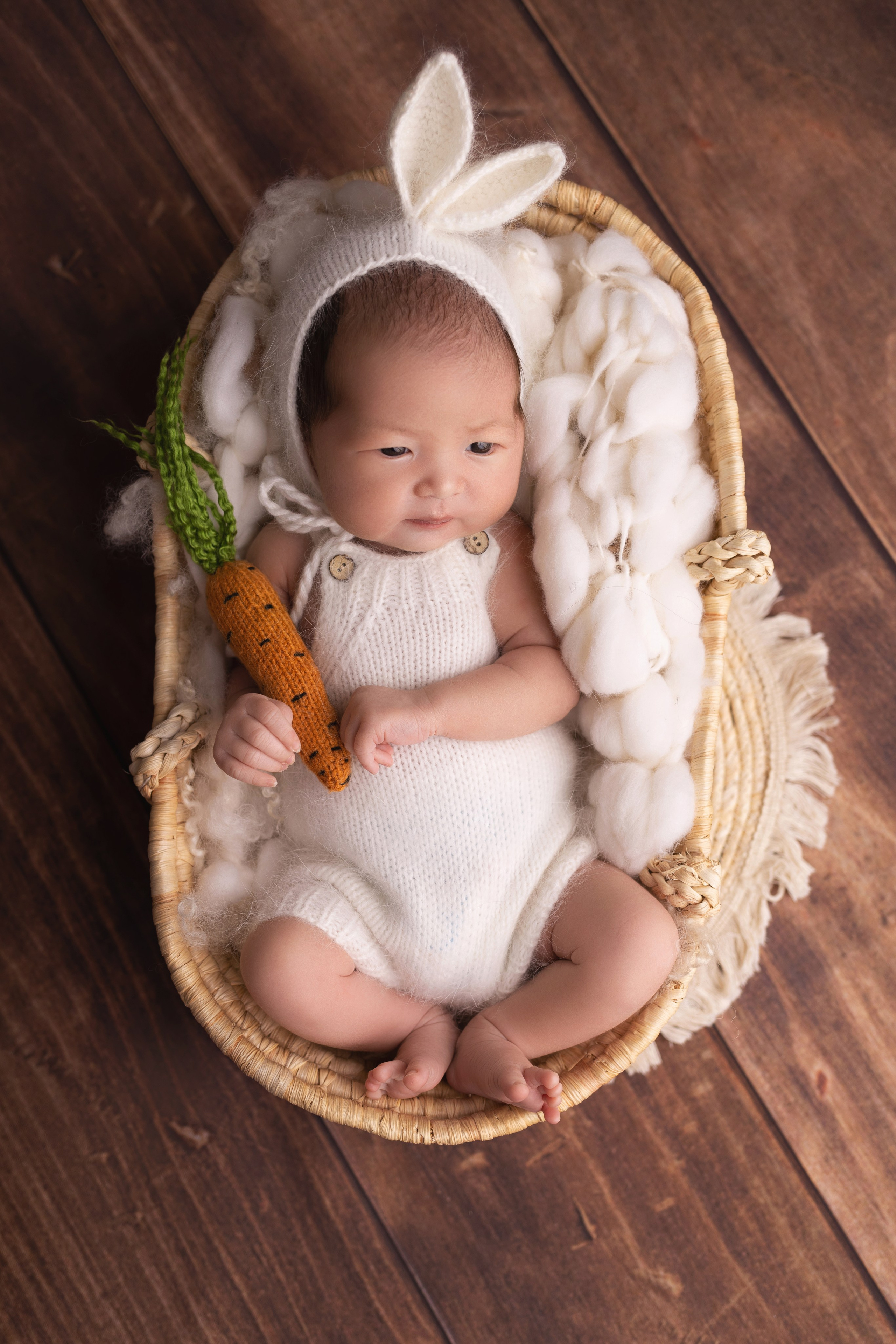 Классическая фотосессия малыша. Фотограф новорожденных малышей в Омске и Омской области Эльвира Камаева