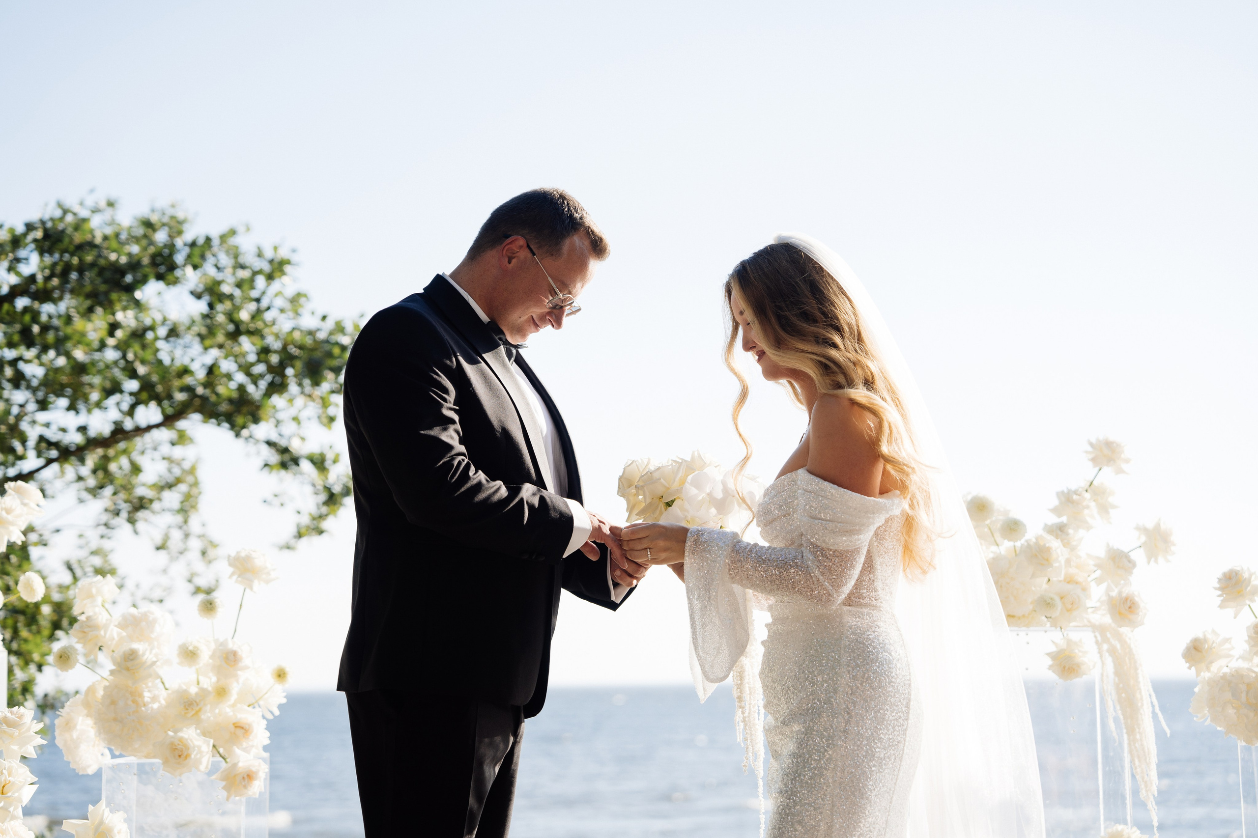 Свадьба в русской рыбалке. Свадебный фотограф организатор в Санкт-Петербурге Ассоль Опарина