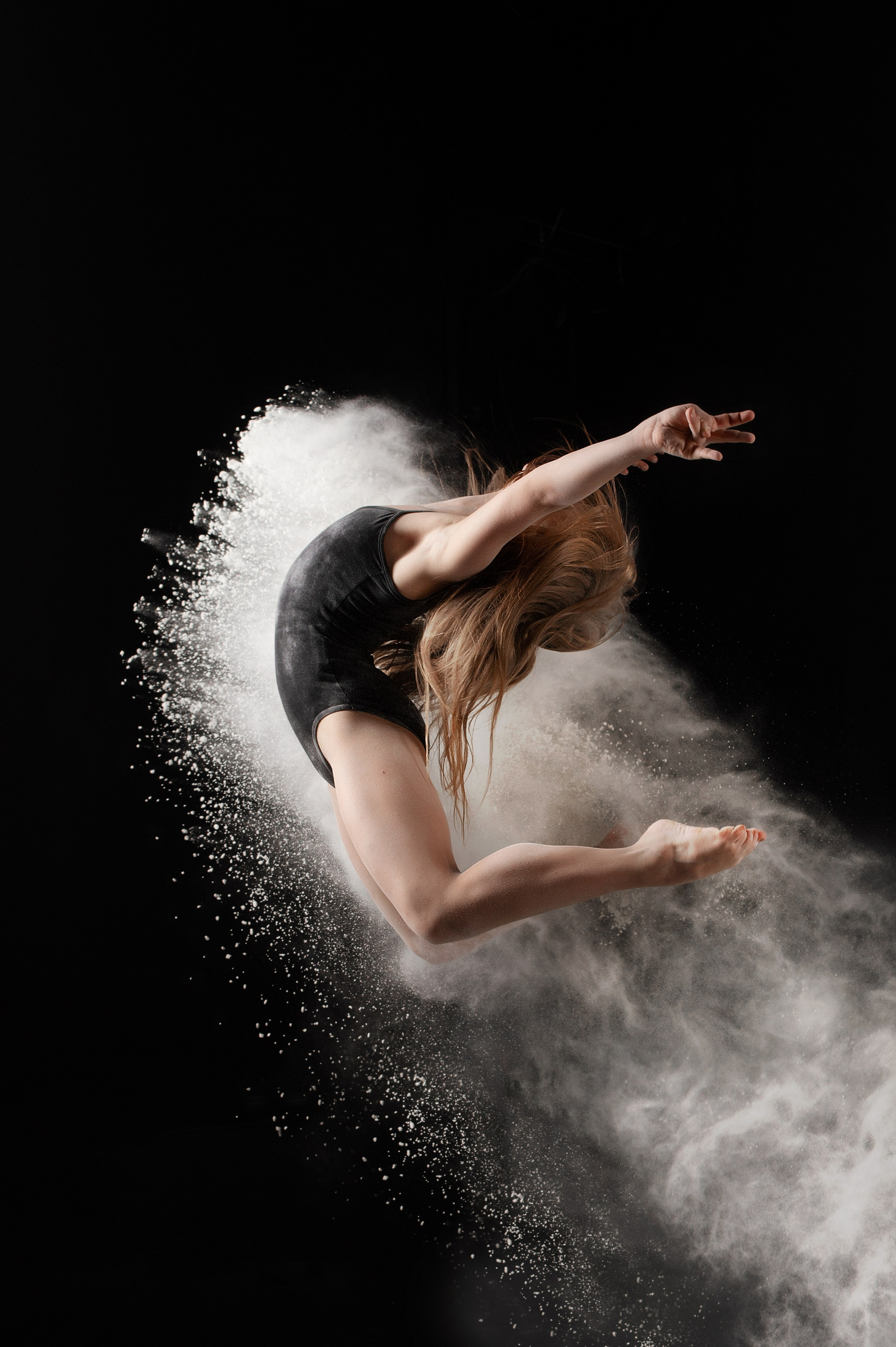 Фотосессия с мукой. Фотограф Евгения Соколова