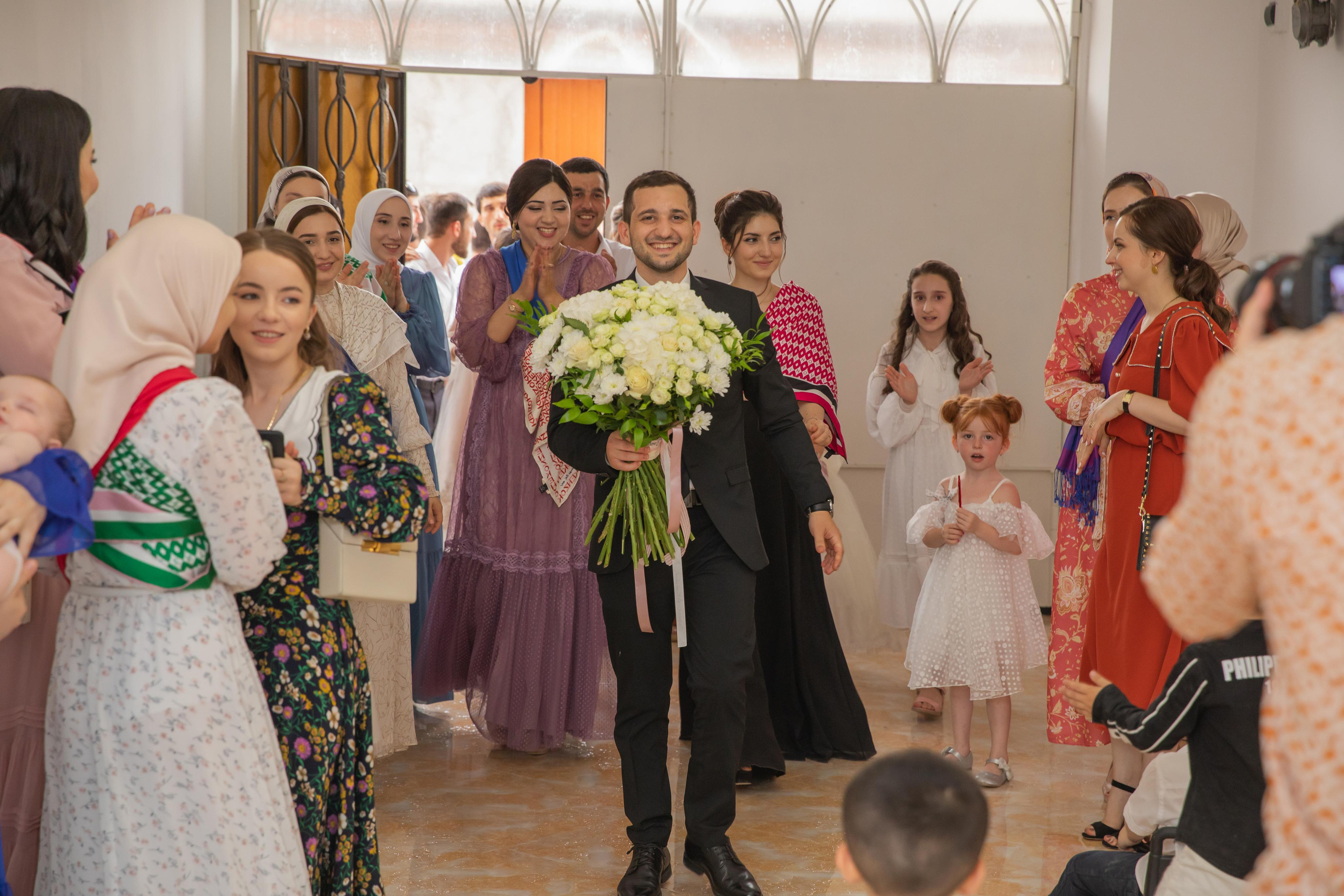 Наида и Ислам, июнь 2021. Портфолио свадебного фотографа Магомеда Юсуфова